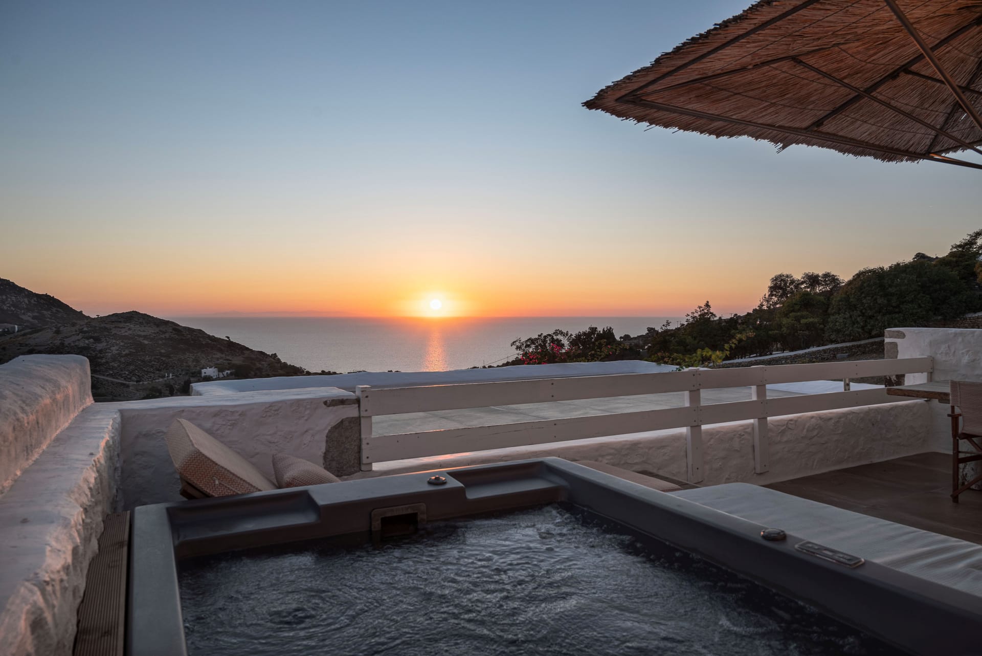 Sunset &amp; Ocean View villa
