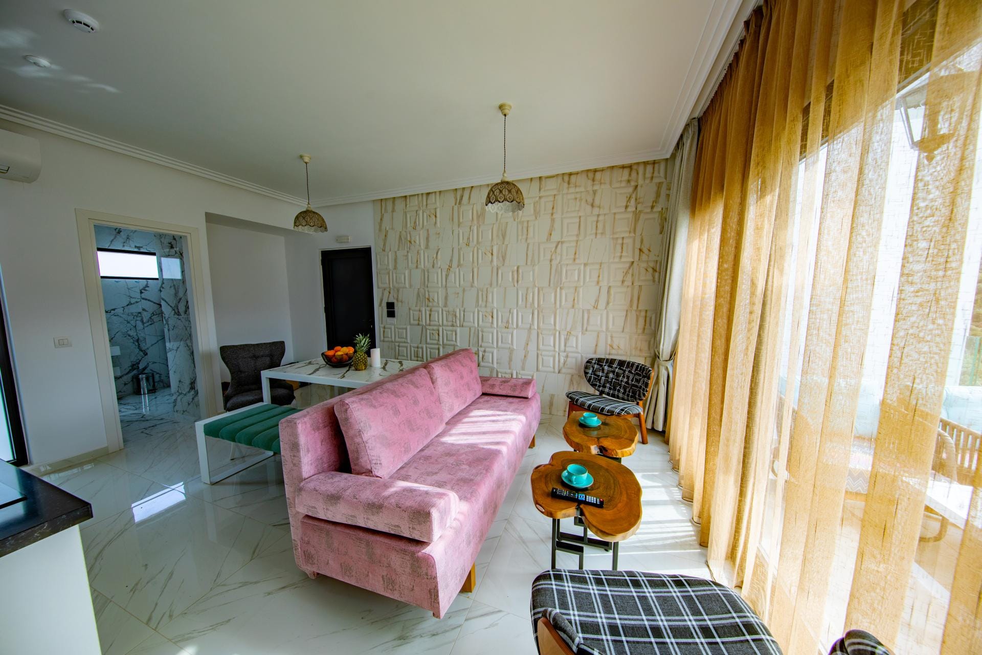 Premium Two Bedroom Suite with Sea View &amp; Outdoor Jetted Tub