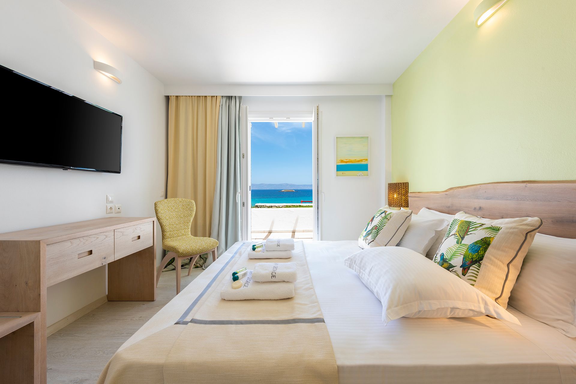 Family Suite Sea View (up to 5 persons)