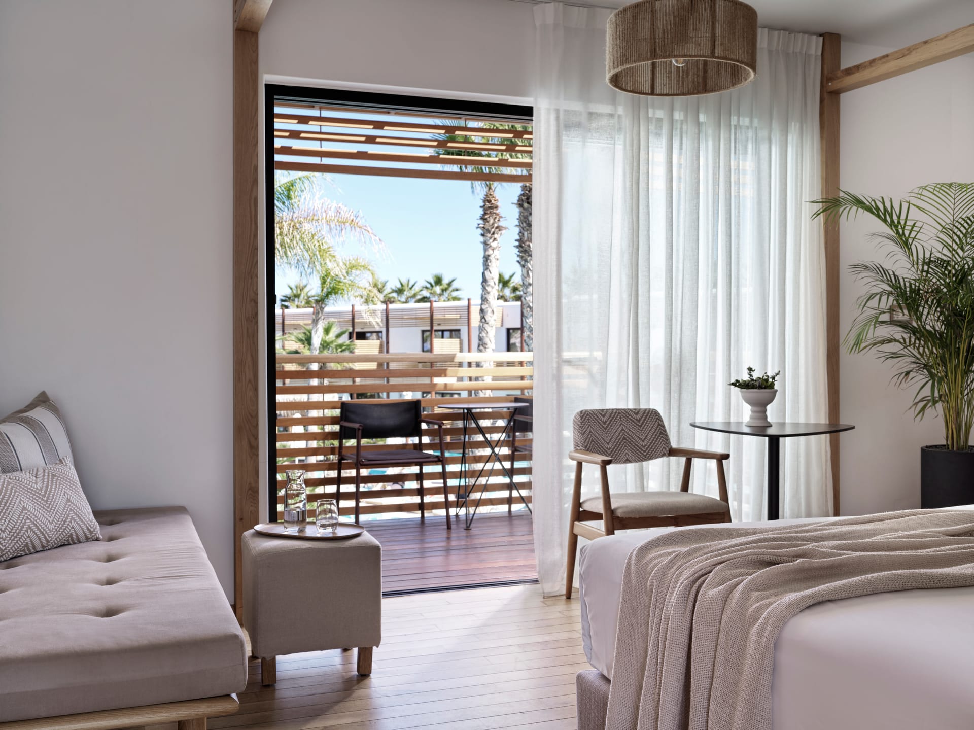 Premium Room with Pool View and Jacuzzi