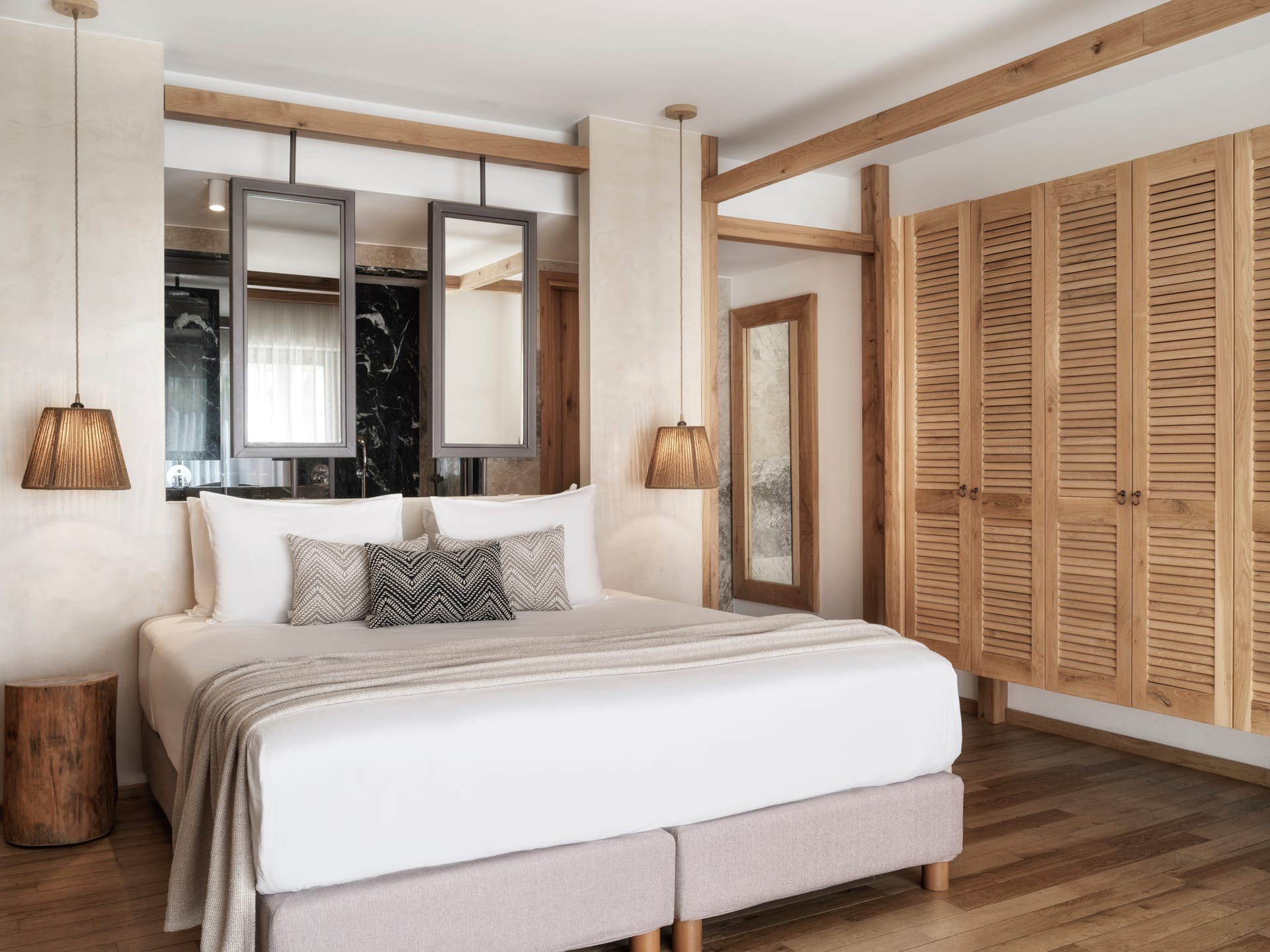 Premium Room with Pool View and Steam Bath