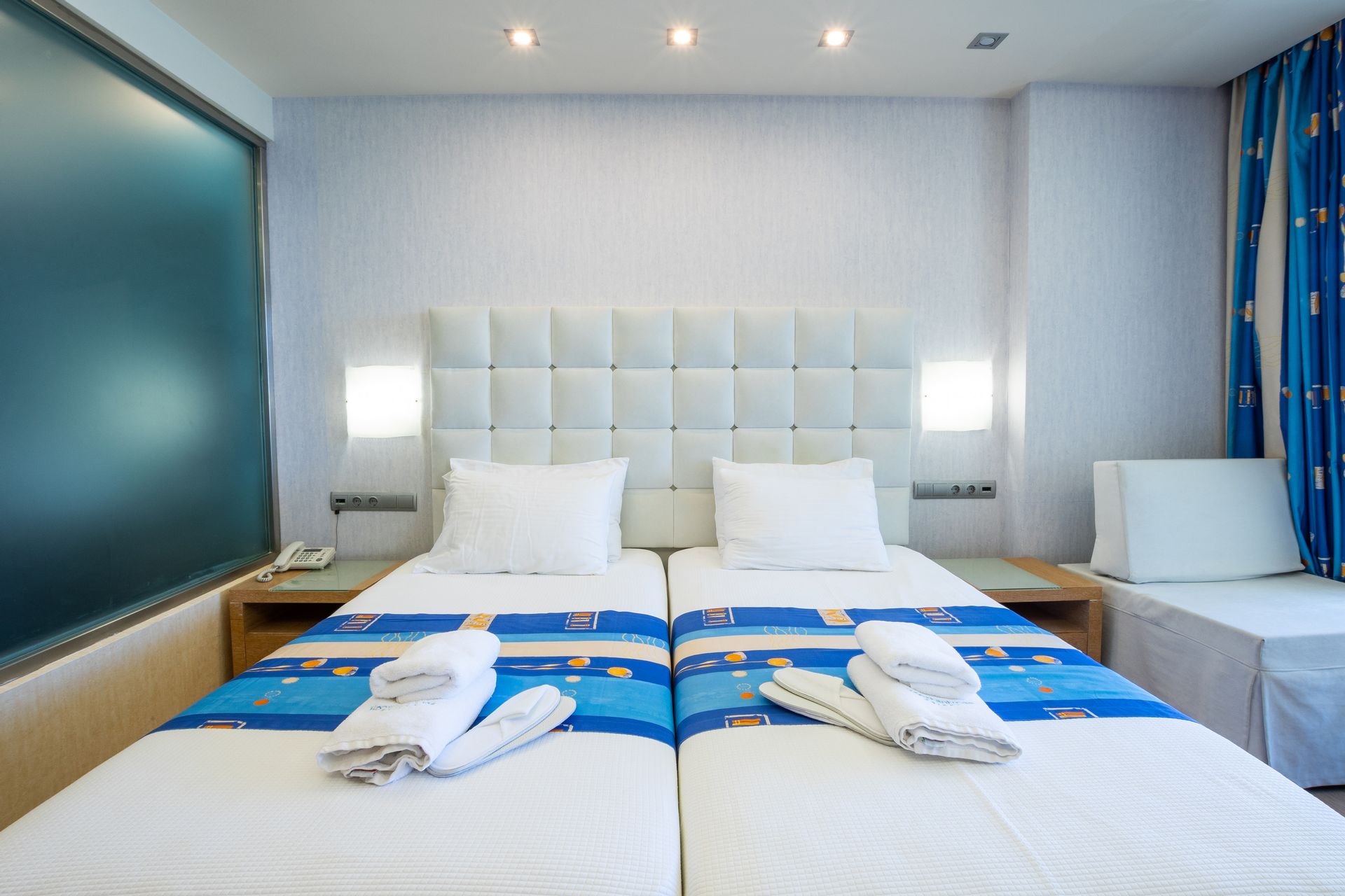 Standard Room with Sea View