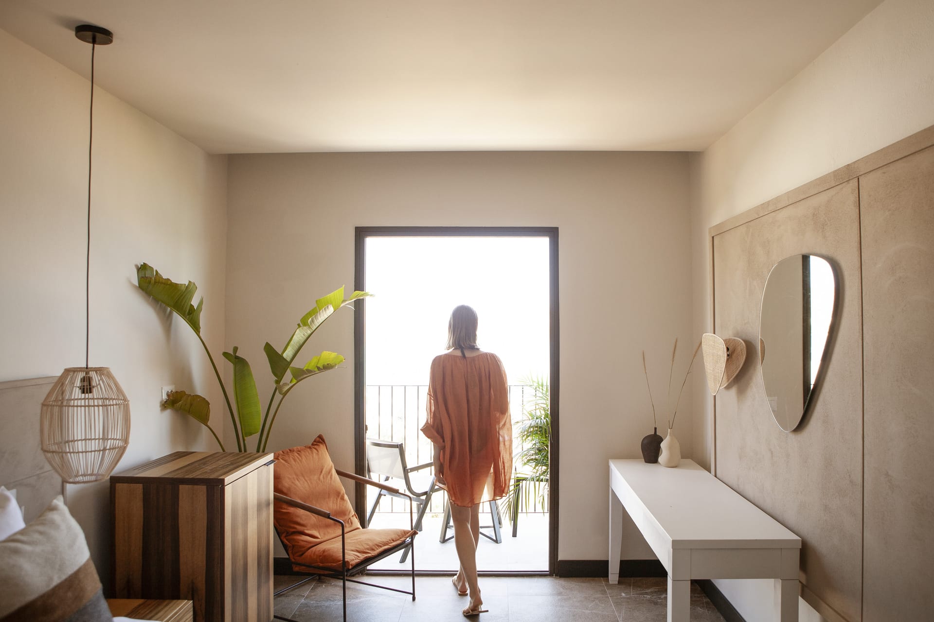 Tropical Nest with sharing pool