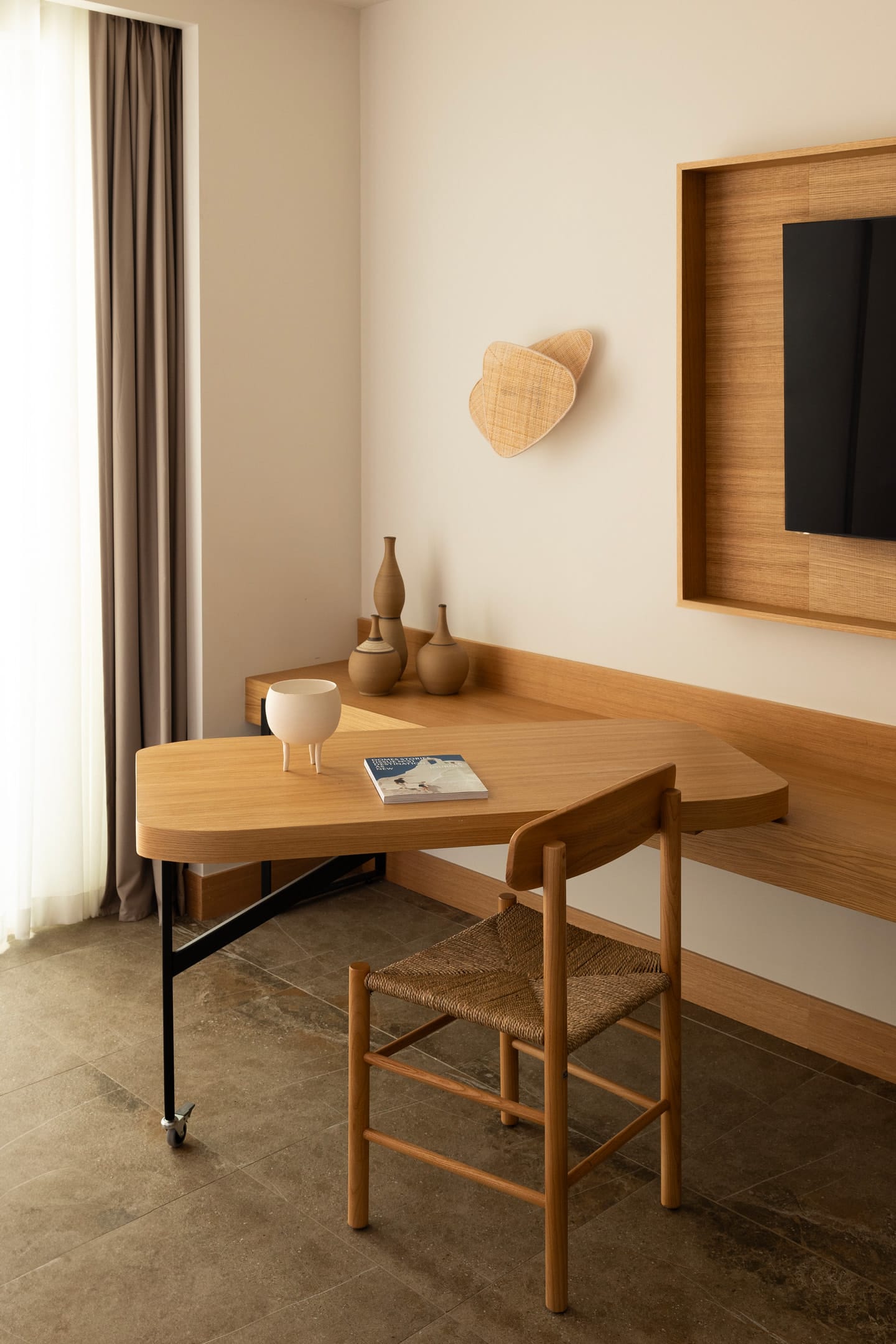 Sapphire Zen Suite with outdoor bathtub