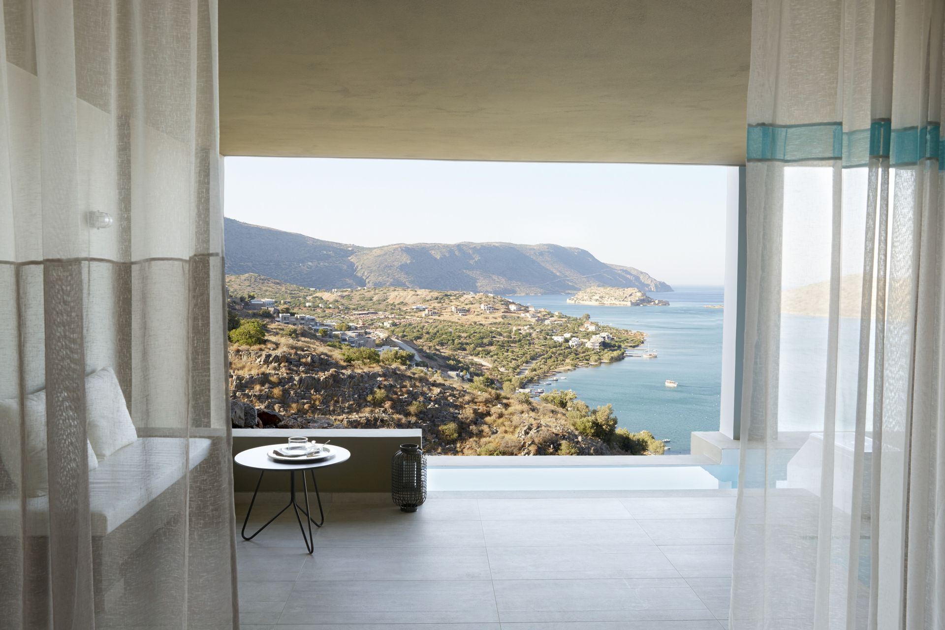 Sapphire Zen Suite with private pool