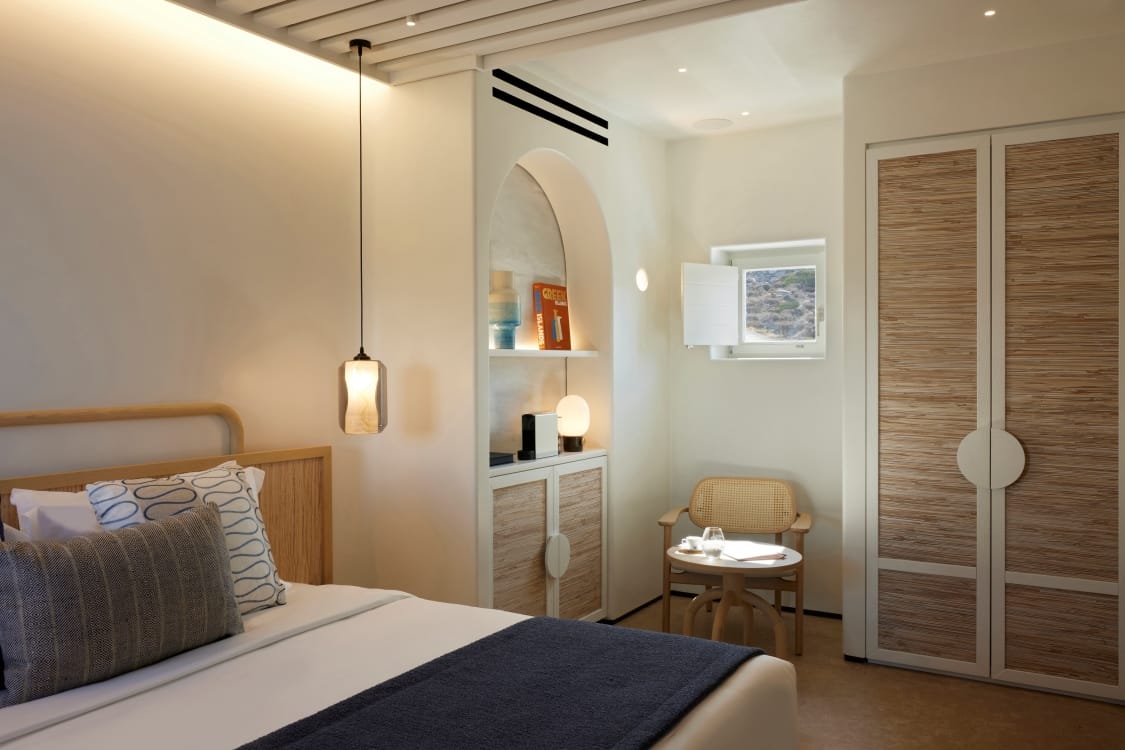 Executive Double Room with Side Sea View