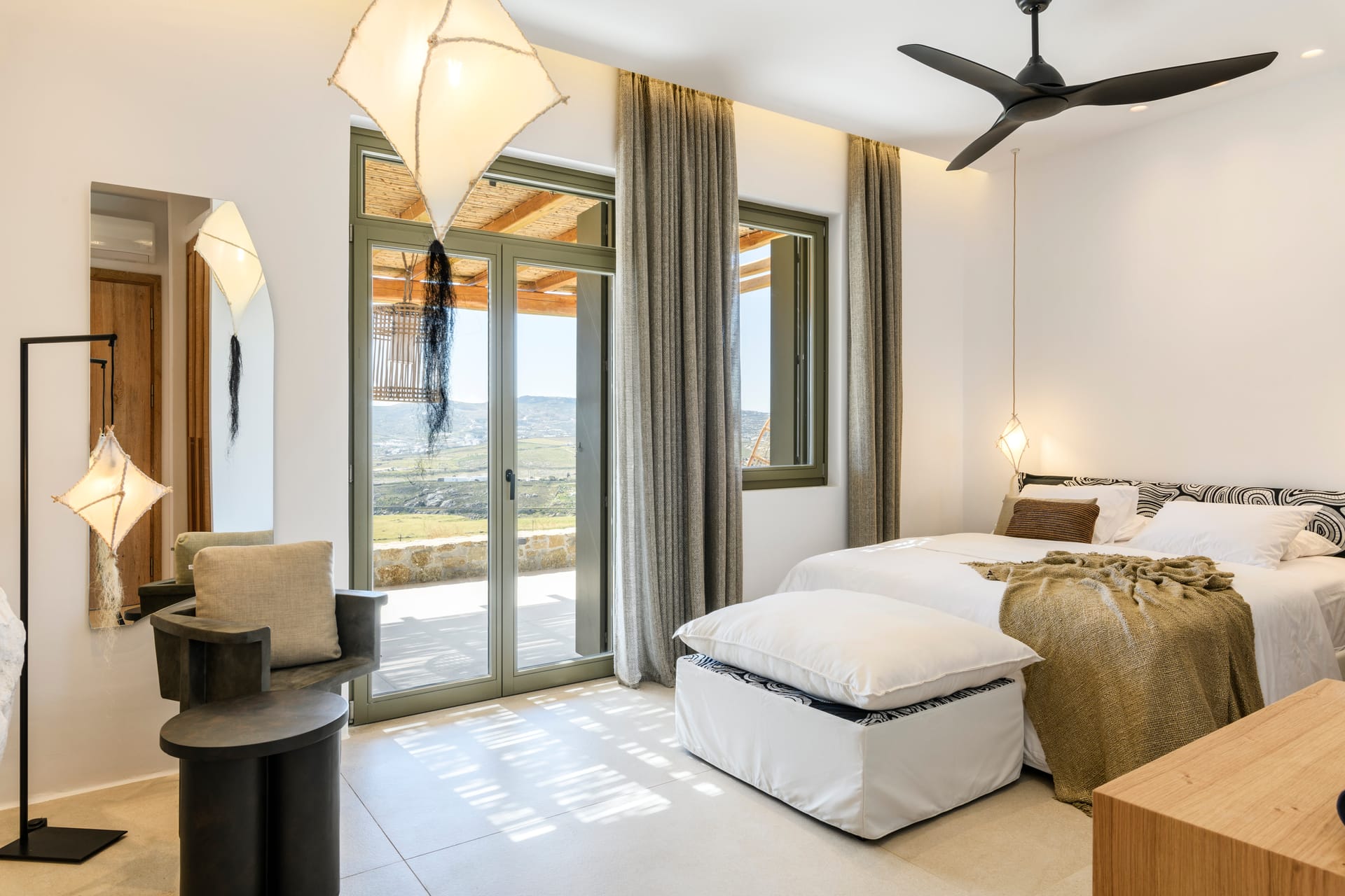 Rock Suite with Jacuzzi