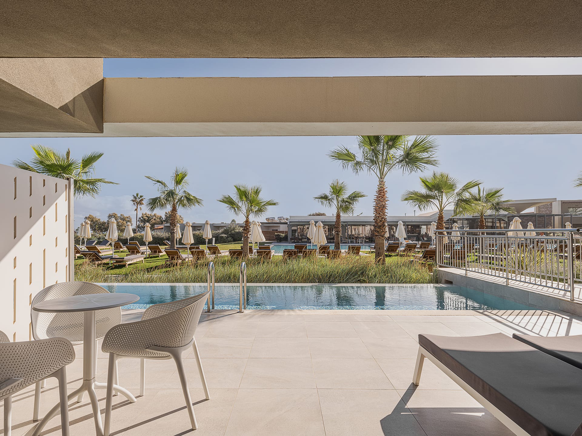 Superior Room Swim-Up