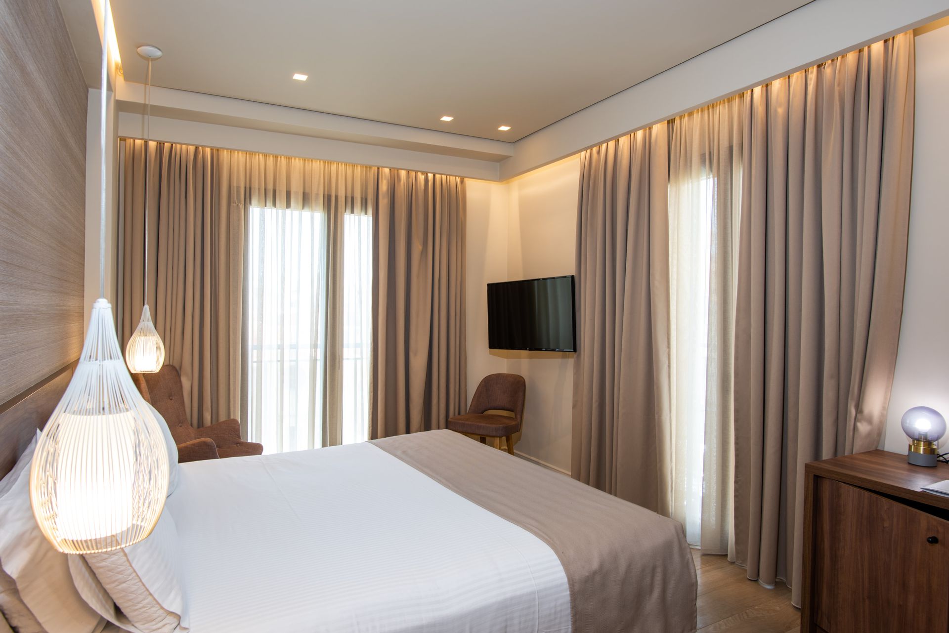 Deluxe Room with Balcony and City View