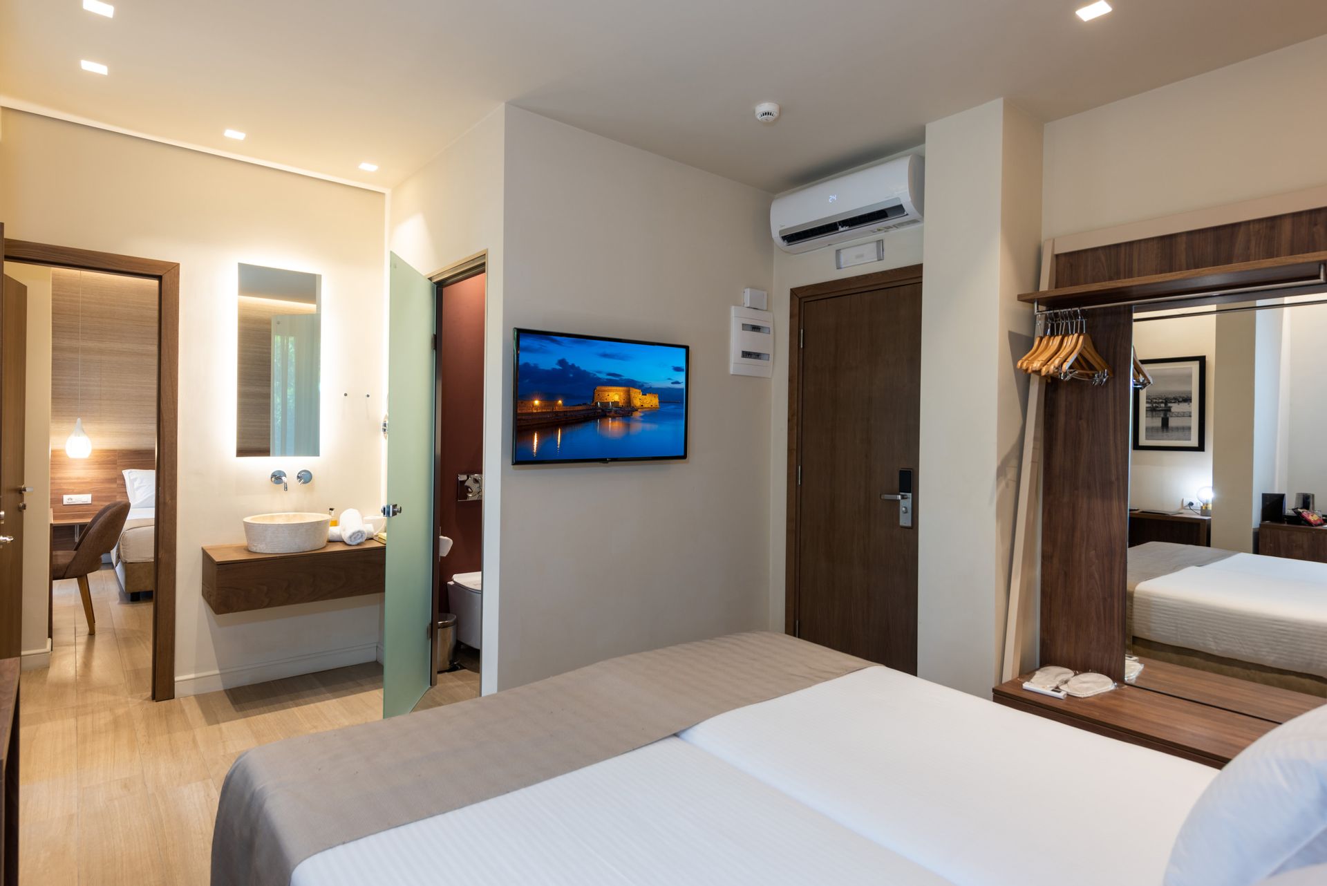 Superior Connecting Rooms with Balcony and City View