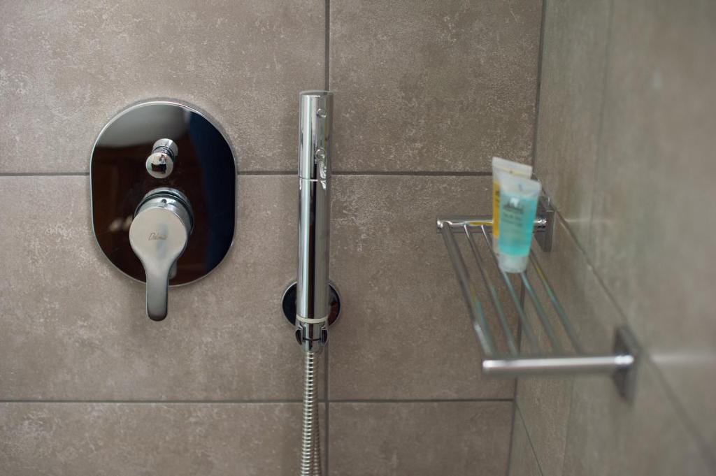 One Bedroom Apartment