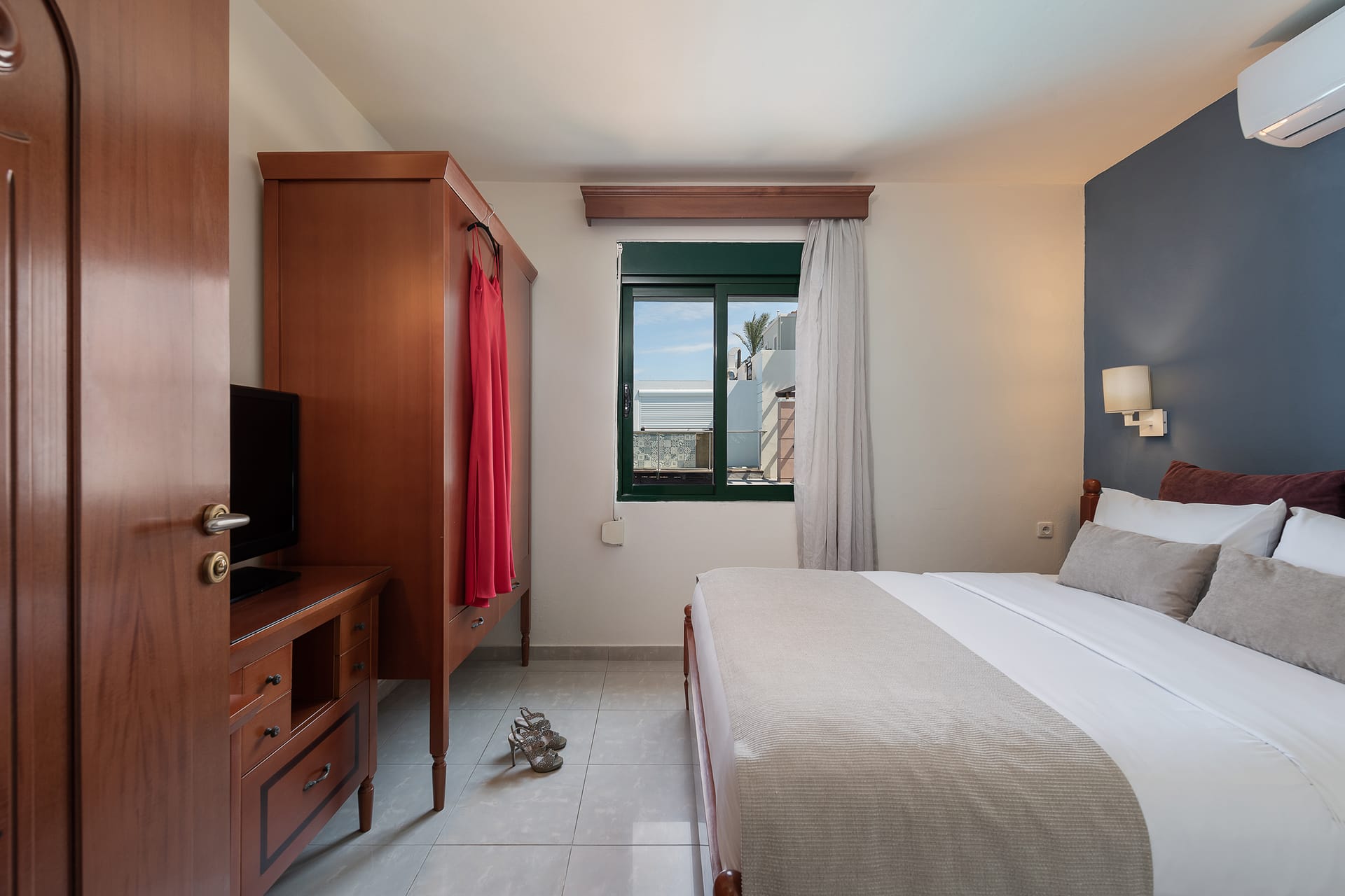 Two Bedroom Apartment with Private Pool