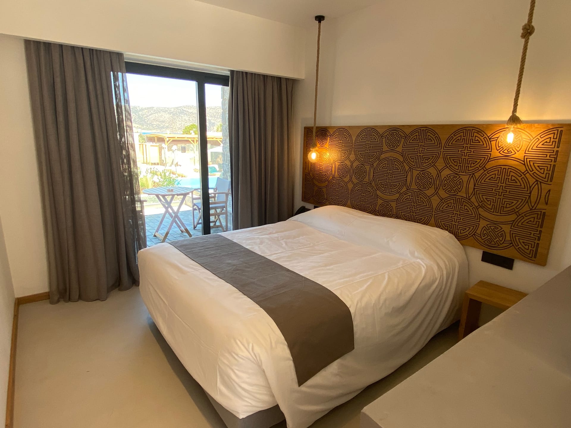 Superior Double Room with Partial Sea View