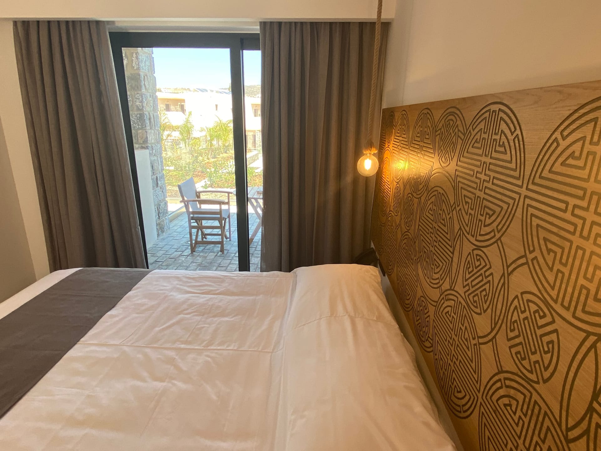 Superior Double Room with Partial Sea View