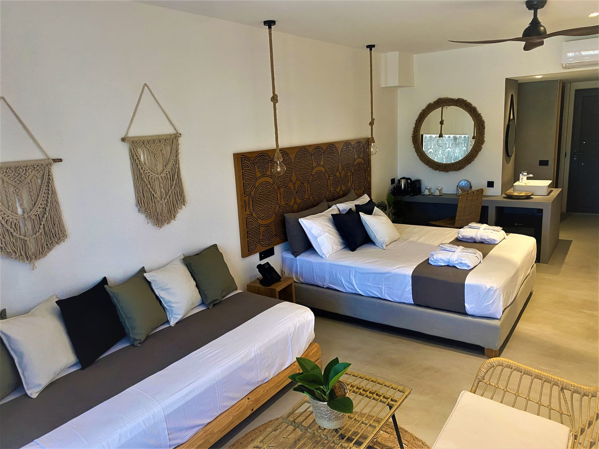 Superior Triple Room with Garden View