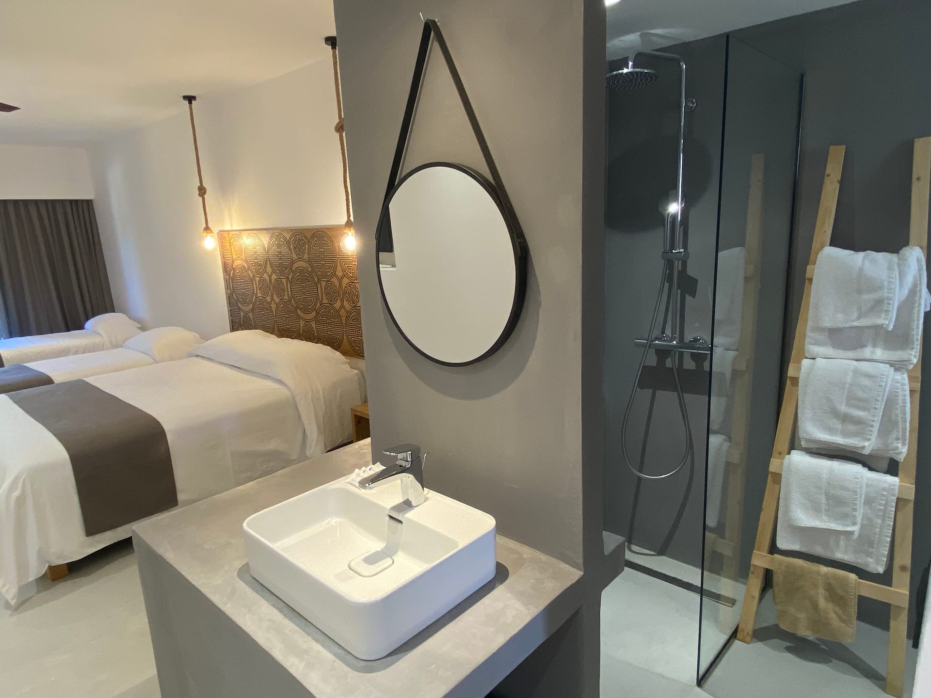 Superior Triple Room with Garden View