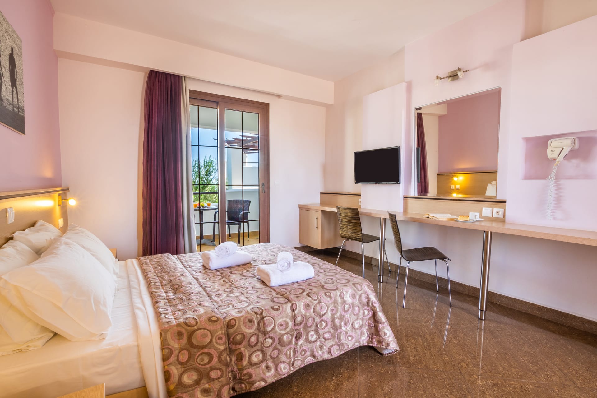 Standard Room with Mountain or  Garden View