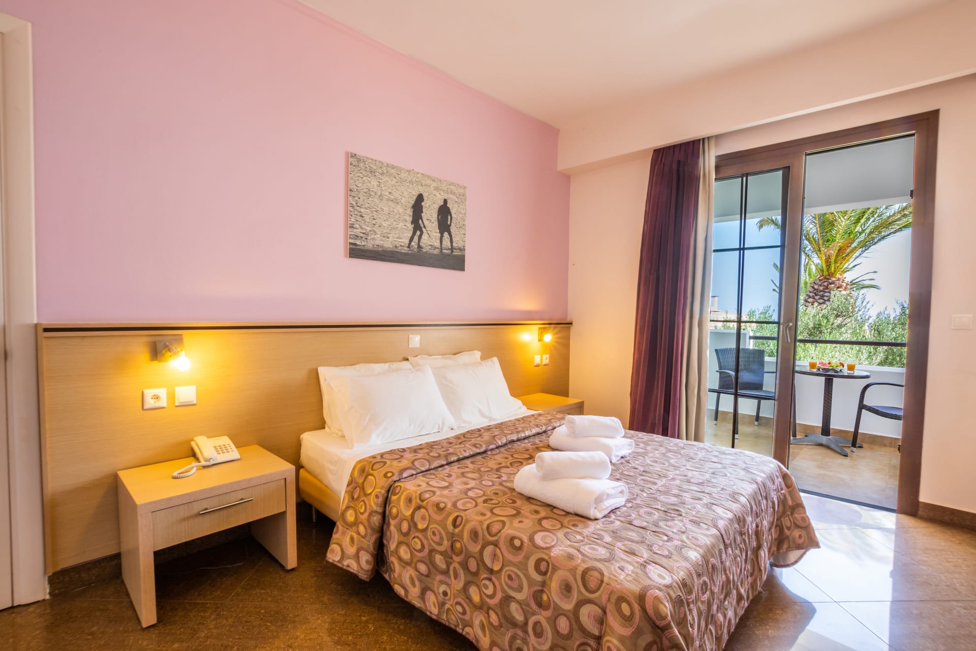 Standard Room with Mountain or  Garden View