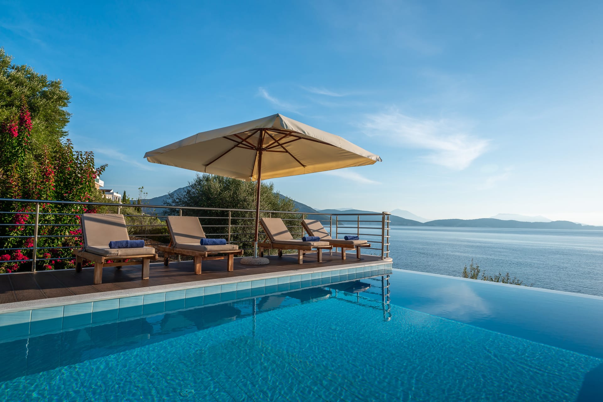 Marine Villa: exclusive seaside elegance with Private Sea Access