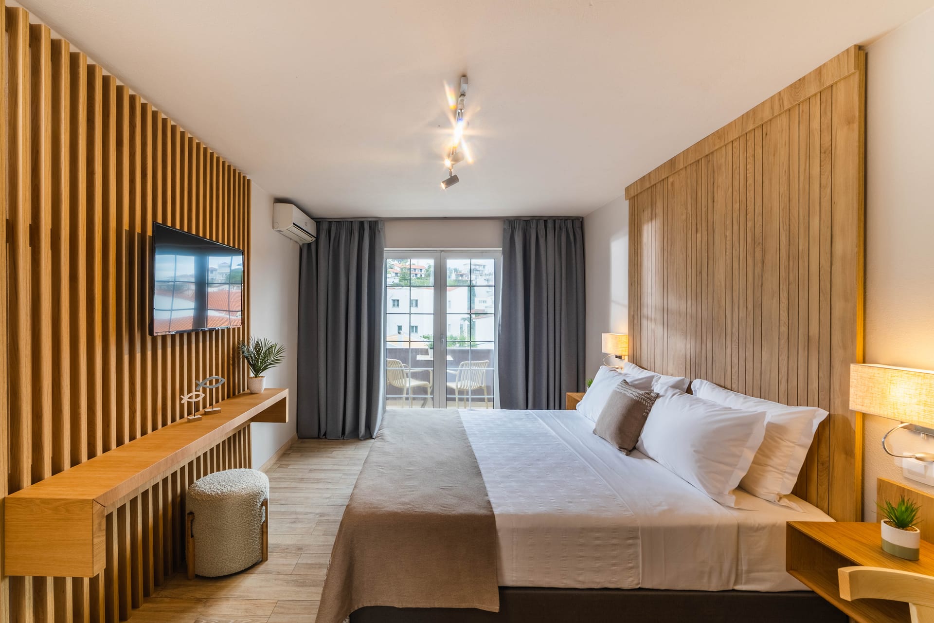 Standard Double or Twin Room with Limited Sea View