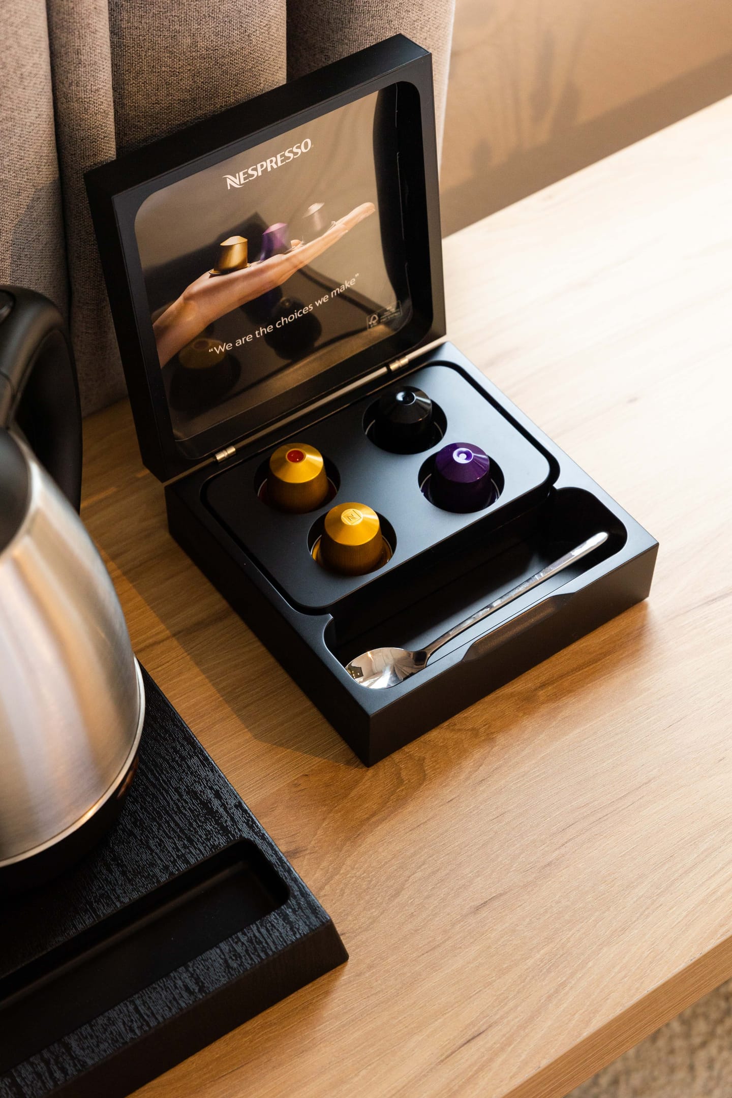 Suite with Side Sea View and Hottub