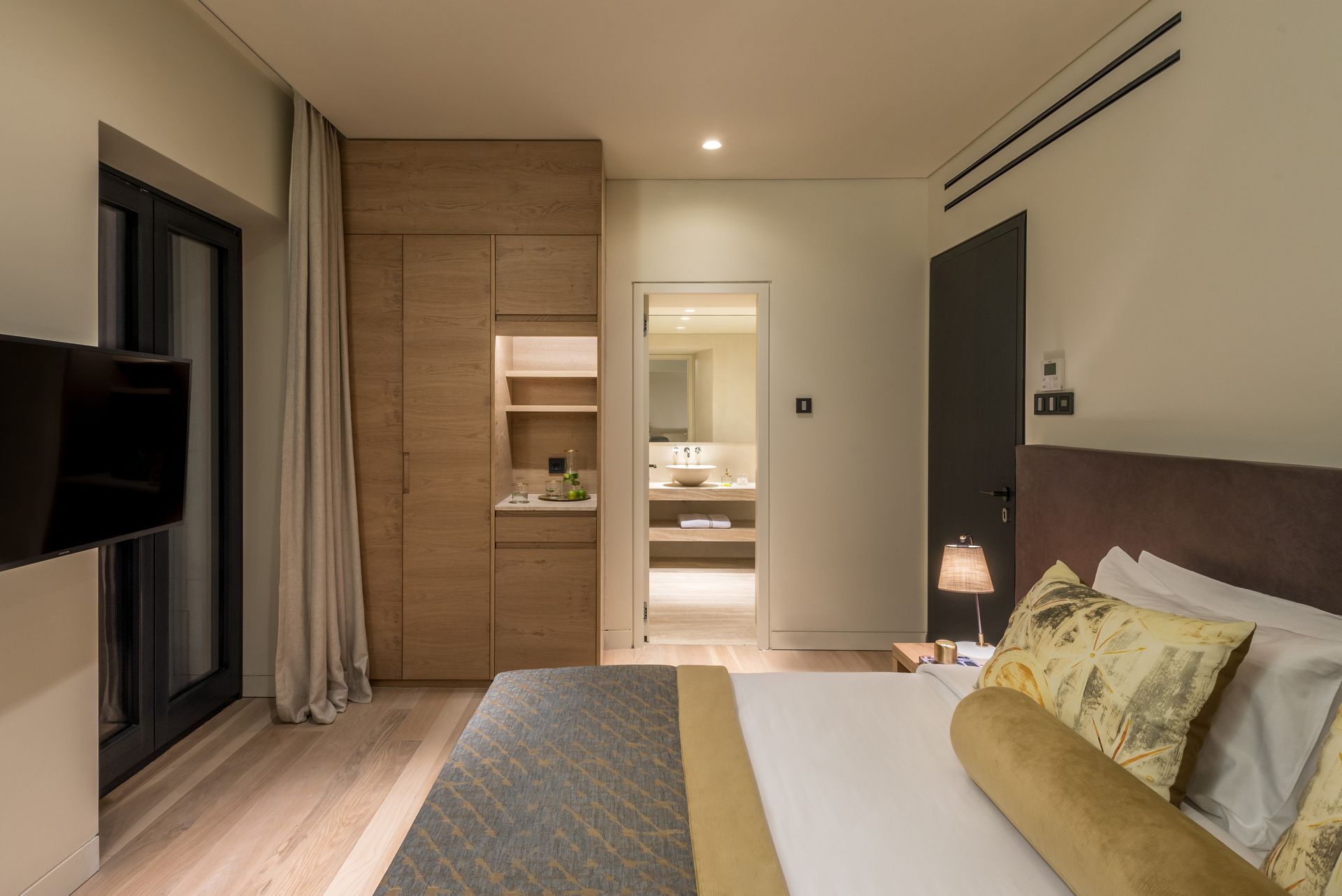 Classic Room with Breakfast