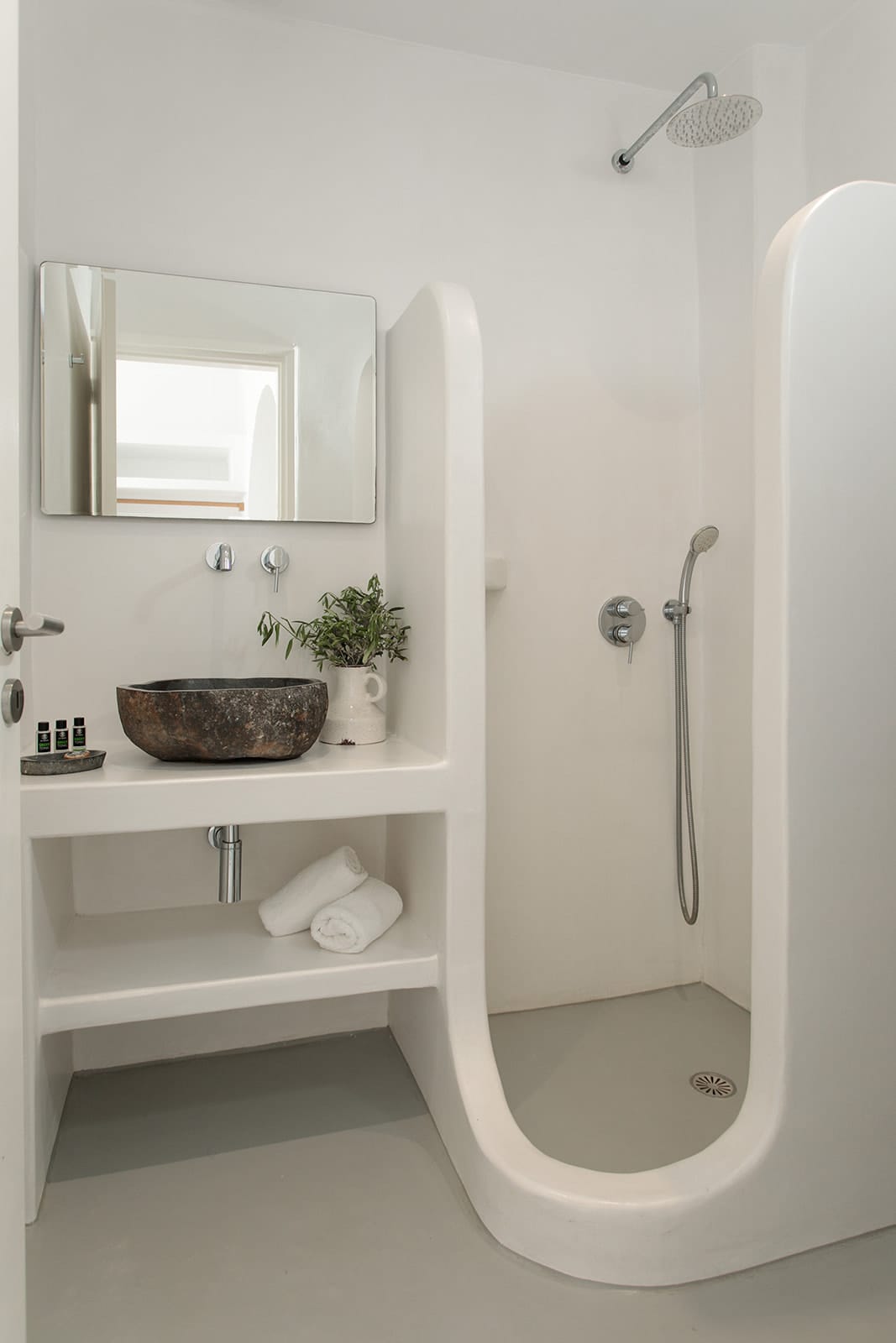 Standard Triple Room on medium (1st) Floor with Balcony Sea View