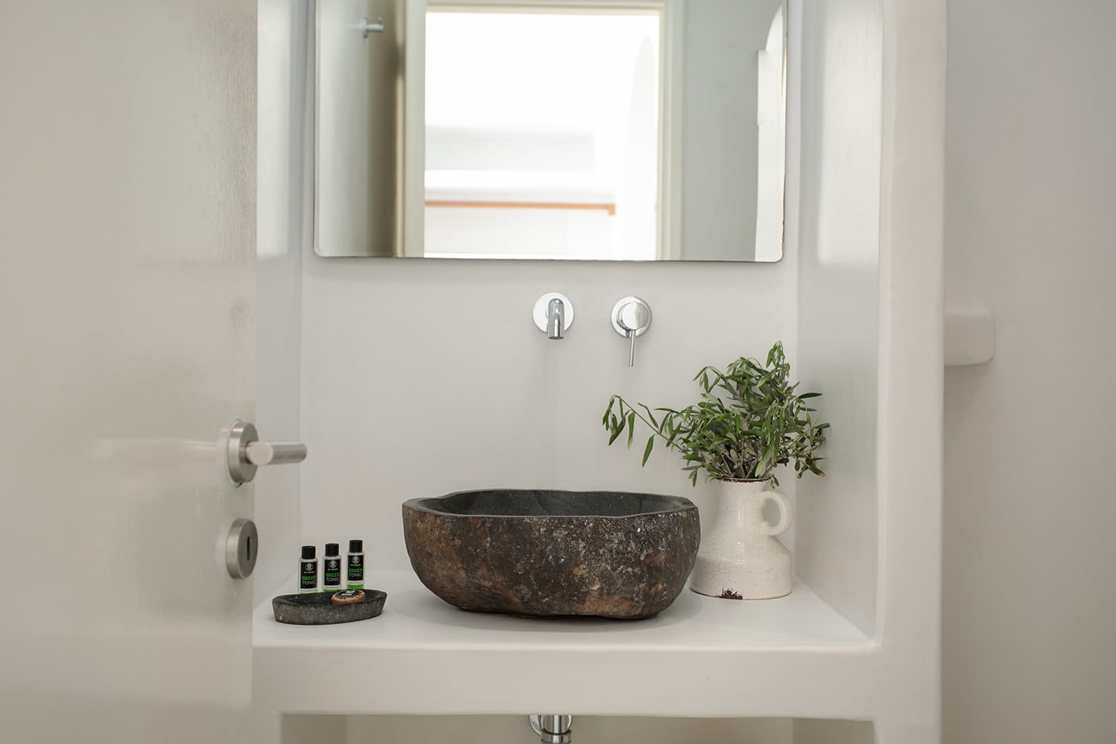 Standard Triple Room on medium (1st) Floor with Balcony Sea View