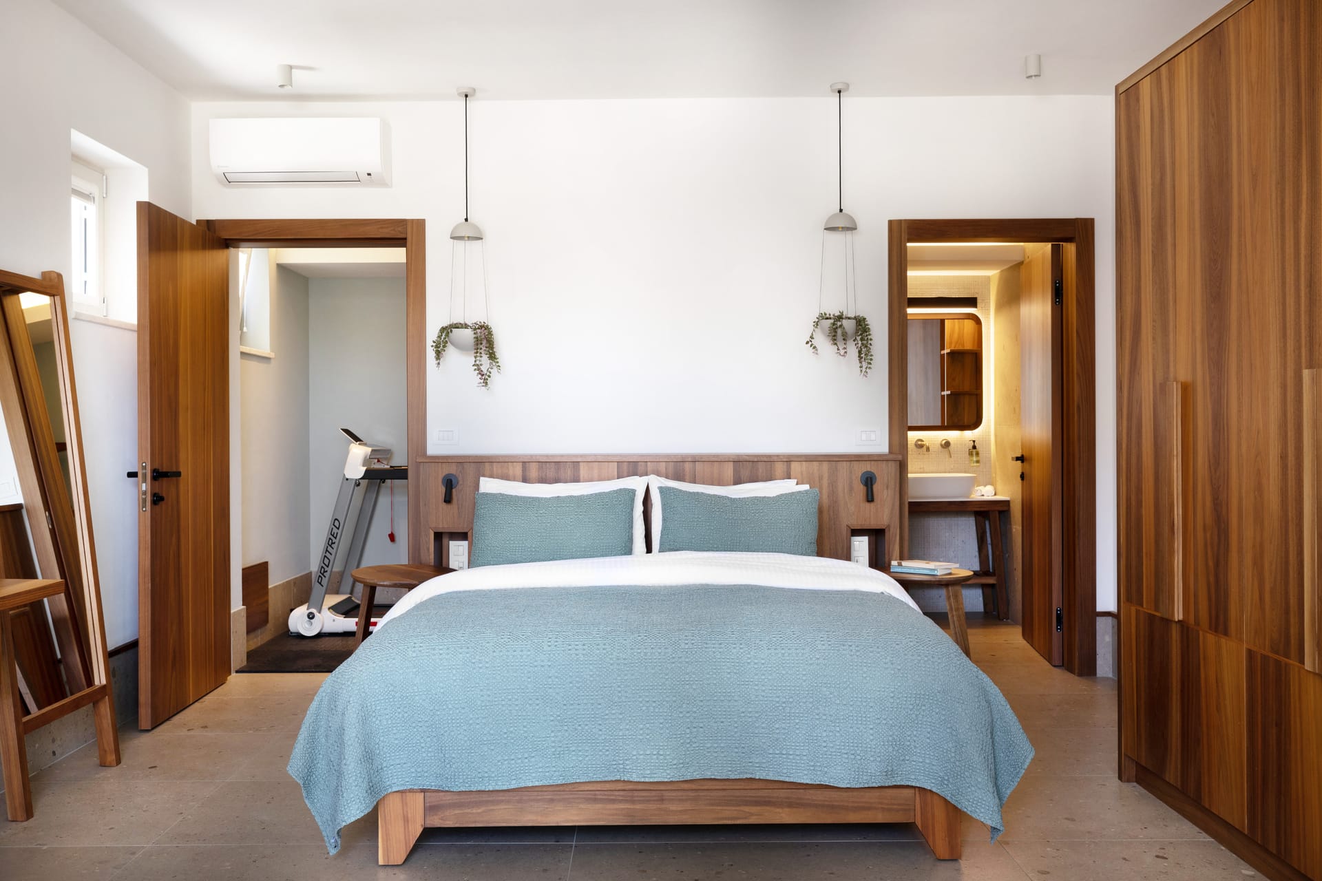 Deluxe Suite with Plunge Pool