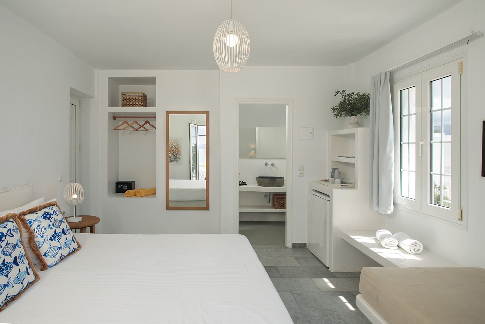 Superior Triple Room on Top Floor with Balcony and Sea View