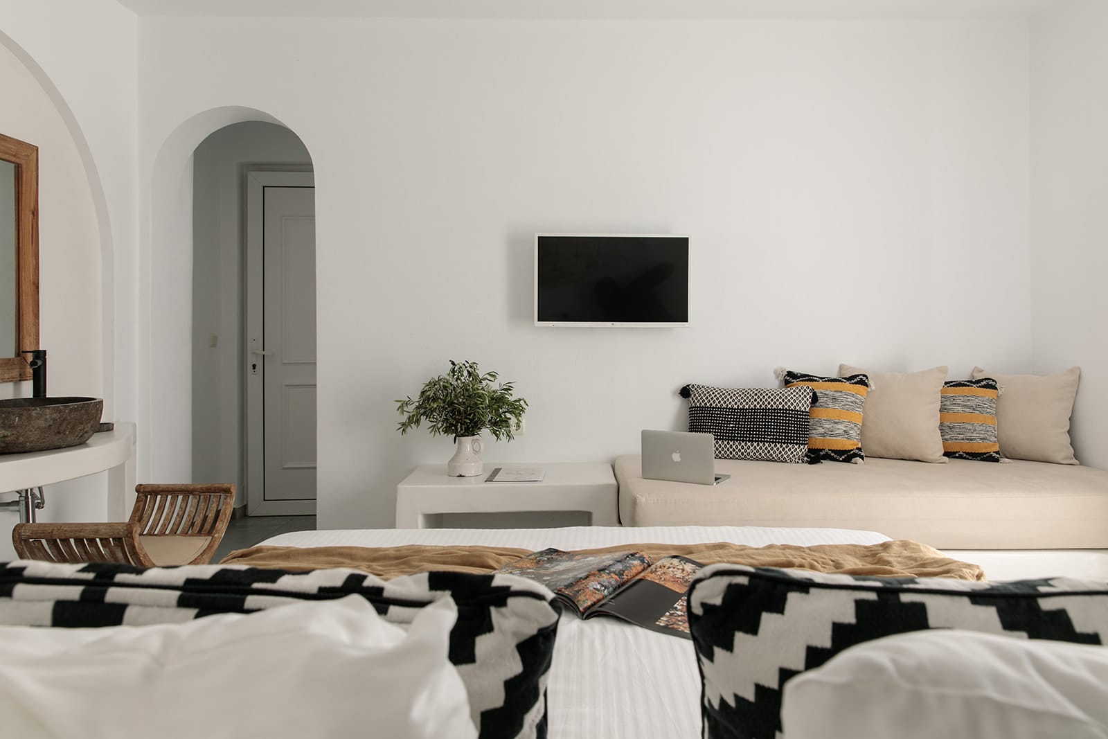 Superior Triple Room on Top Floor with Balcony and Sea View