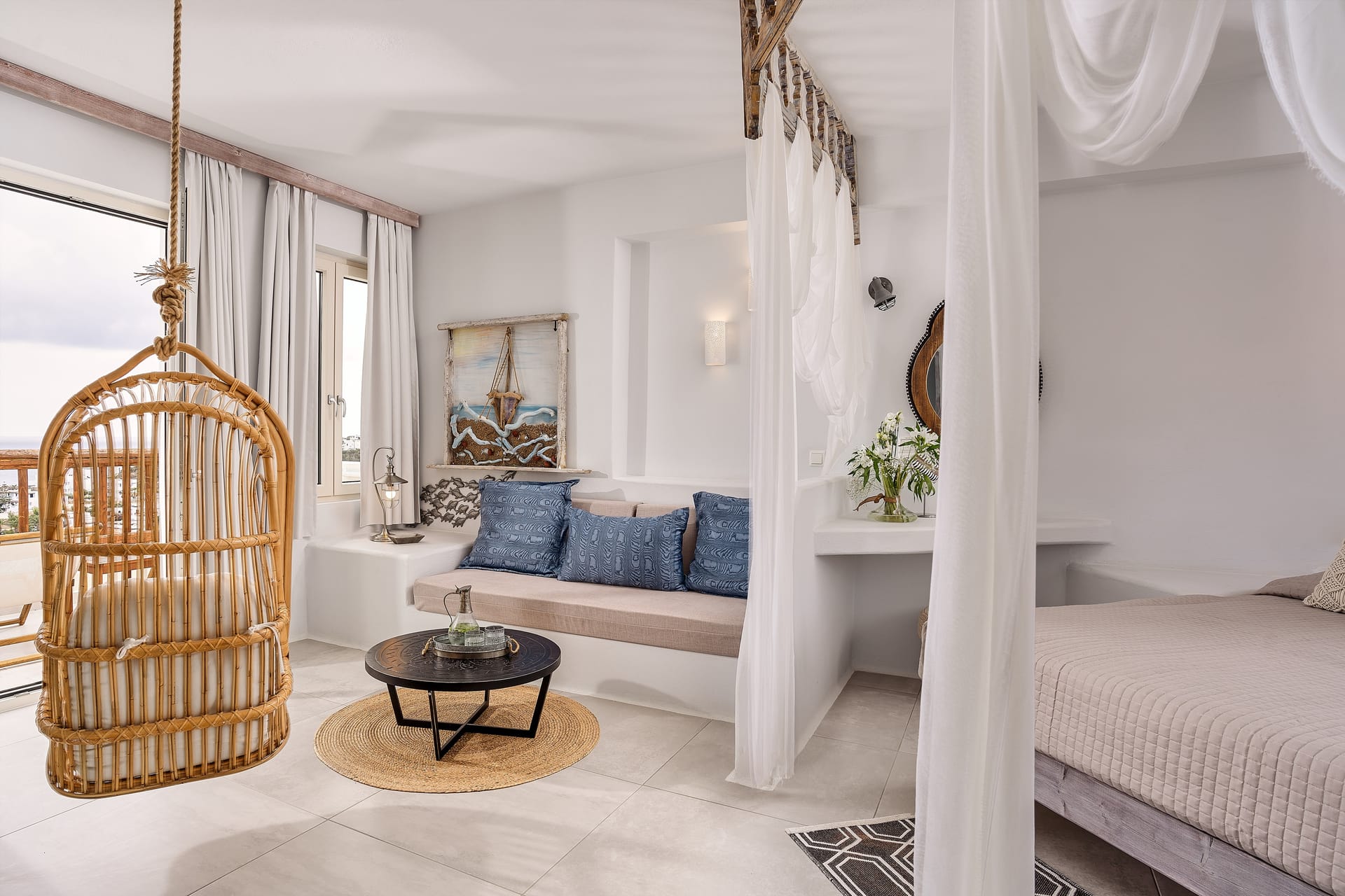 Open Plan Suite with Panoramic Sea View 41m²