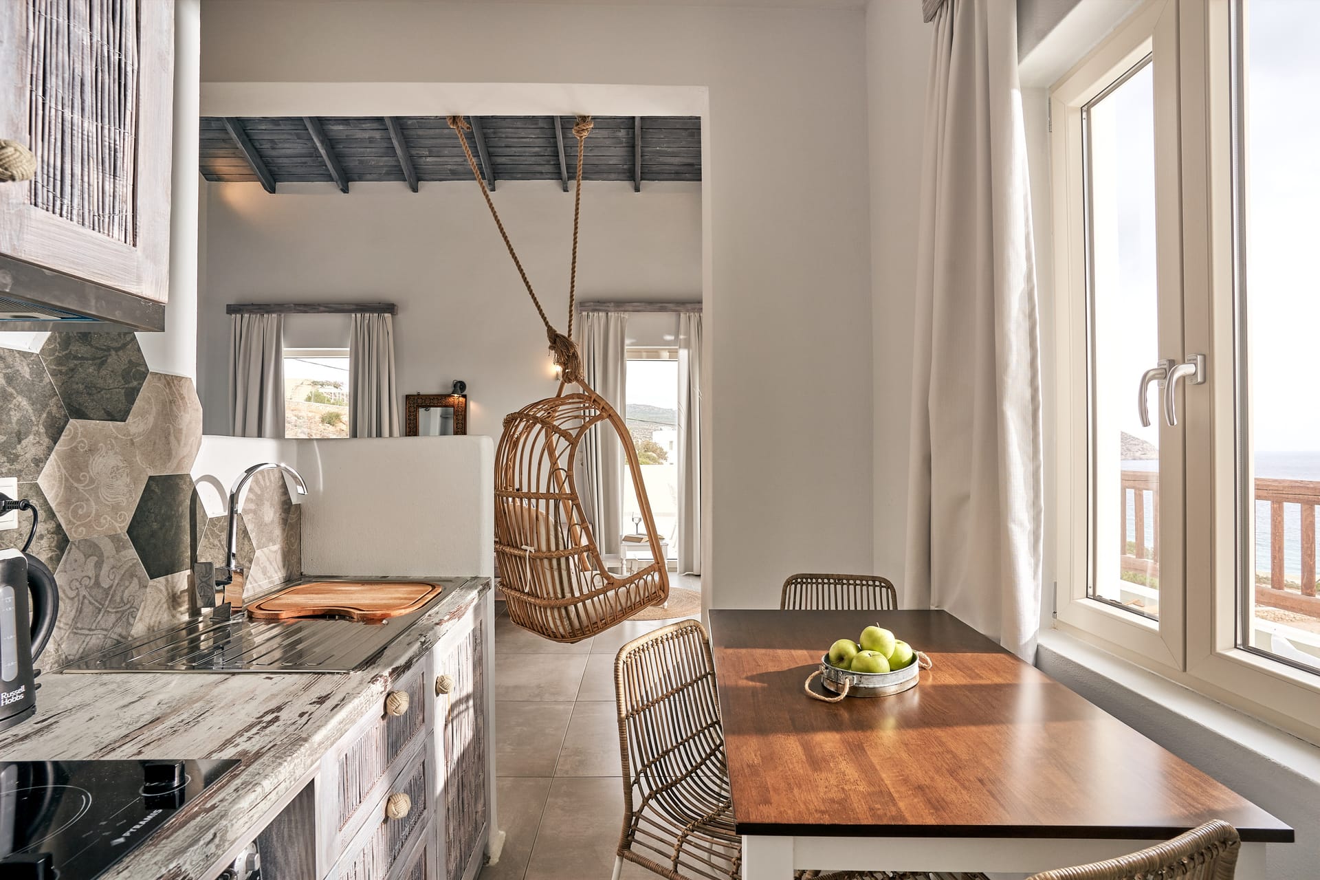 Corner Suite with Panoramic Sea View 41m²