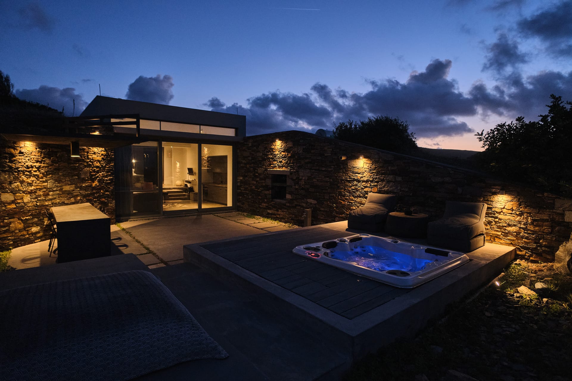 Panoramic Sea View Retreat with outdoor Hot Tub