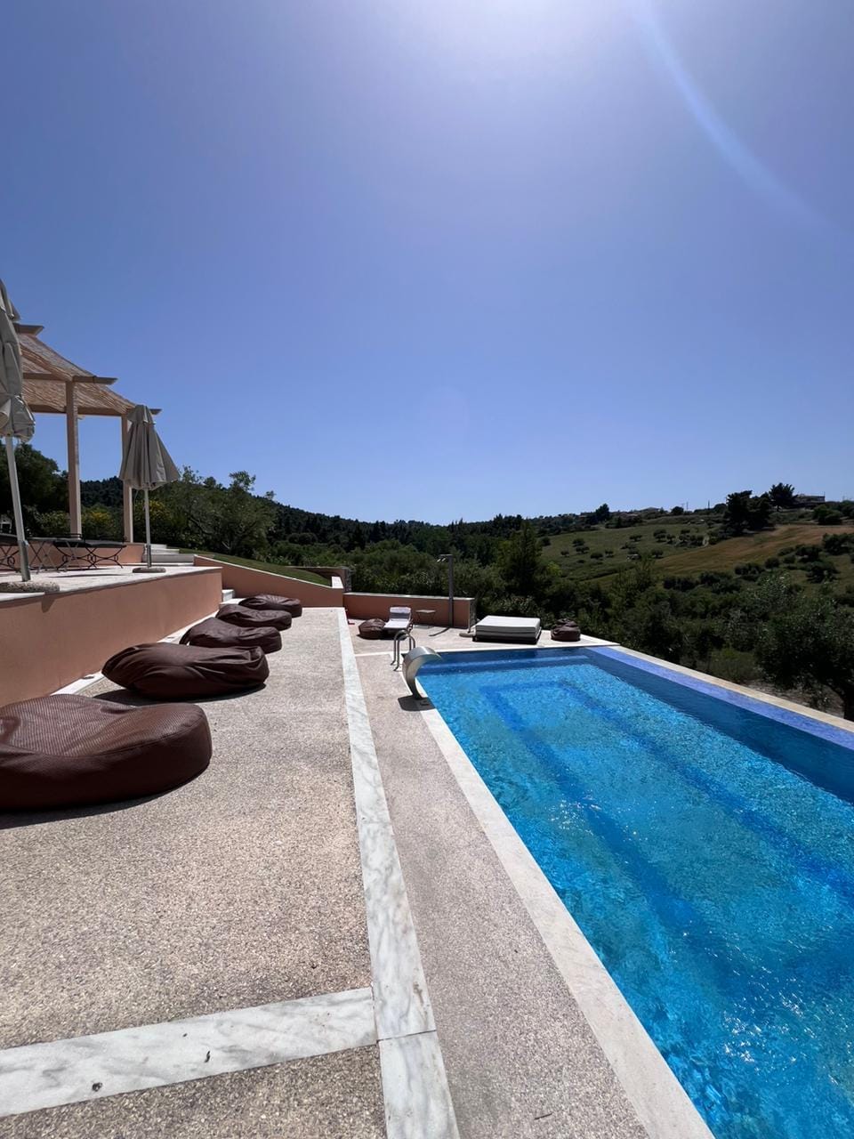 Villa 2  & apartment  -  4 + 1 bedrooms