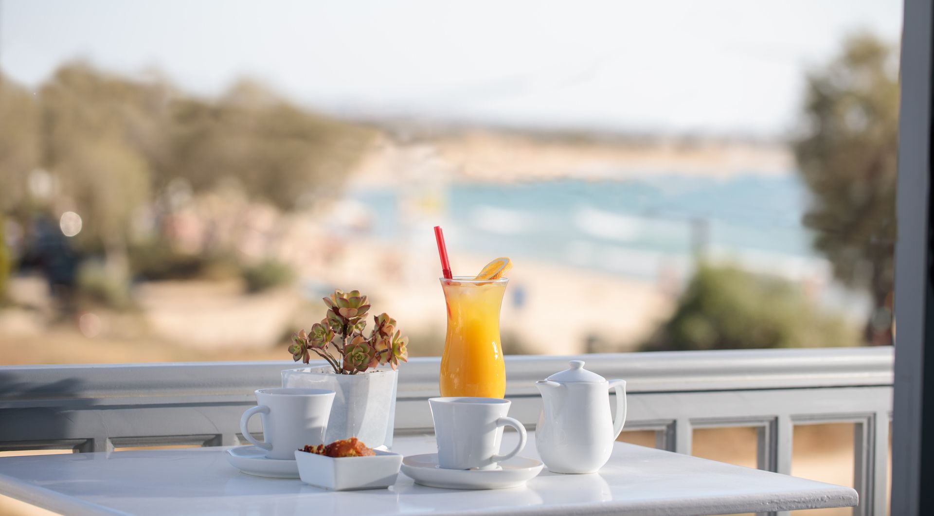 Superior Double Studio on medium or top floor with Balcony partial Sea View