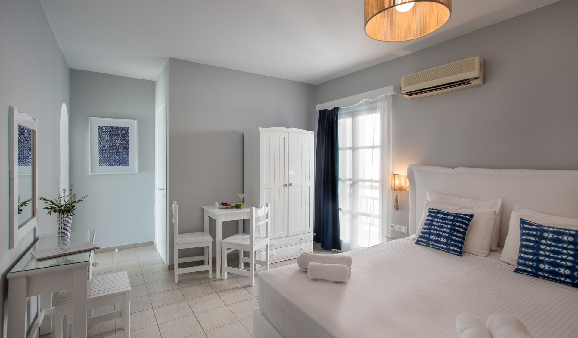 Superior Double Studio on medium or top floor with Balcony partial Sea View