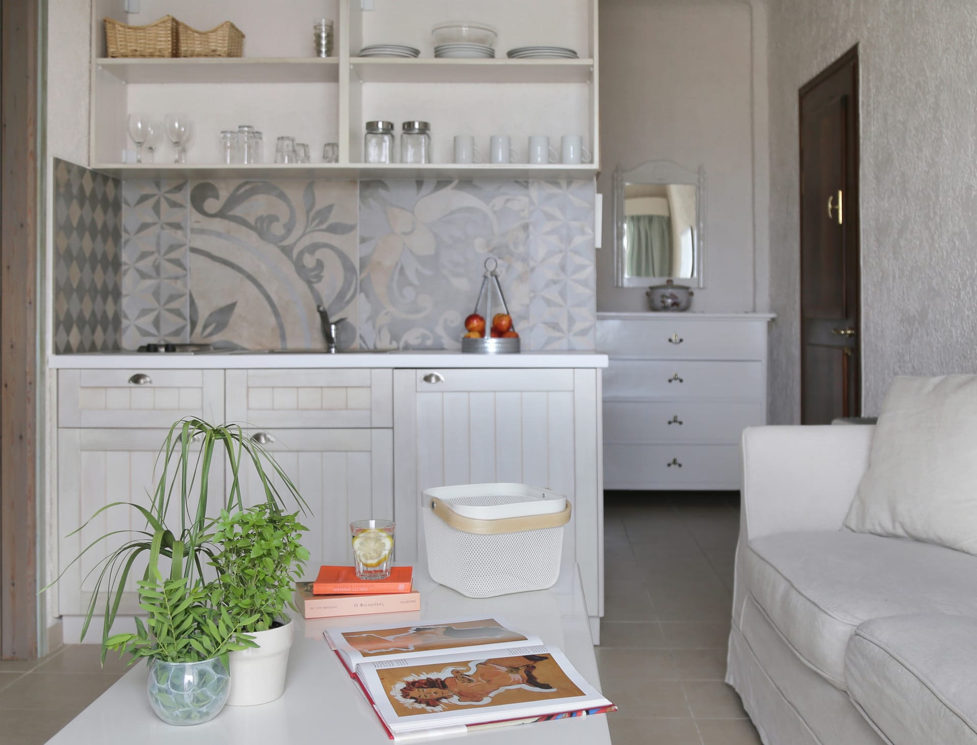 Two Bedroom Suite with Pool View 55m²