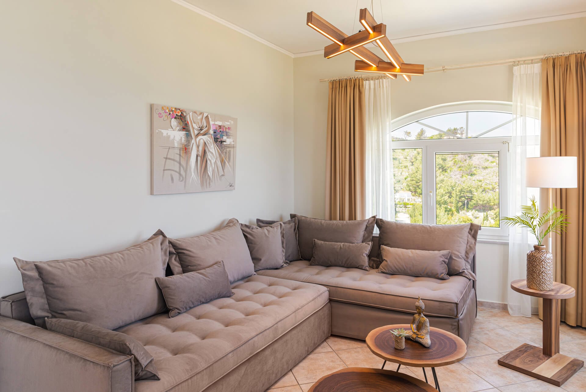 Signature Apartment