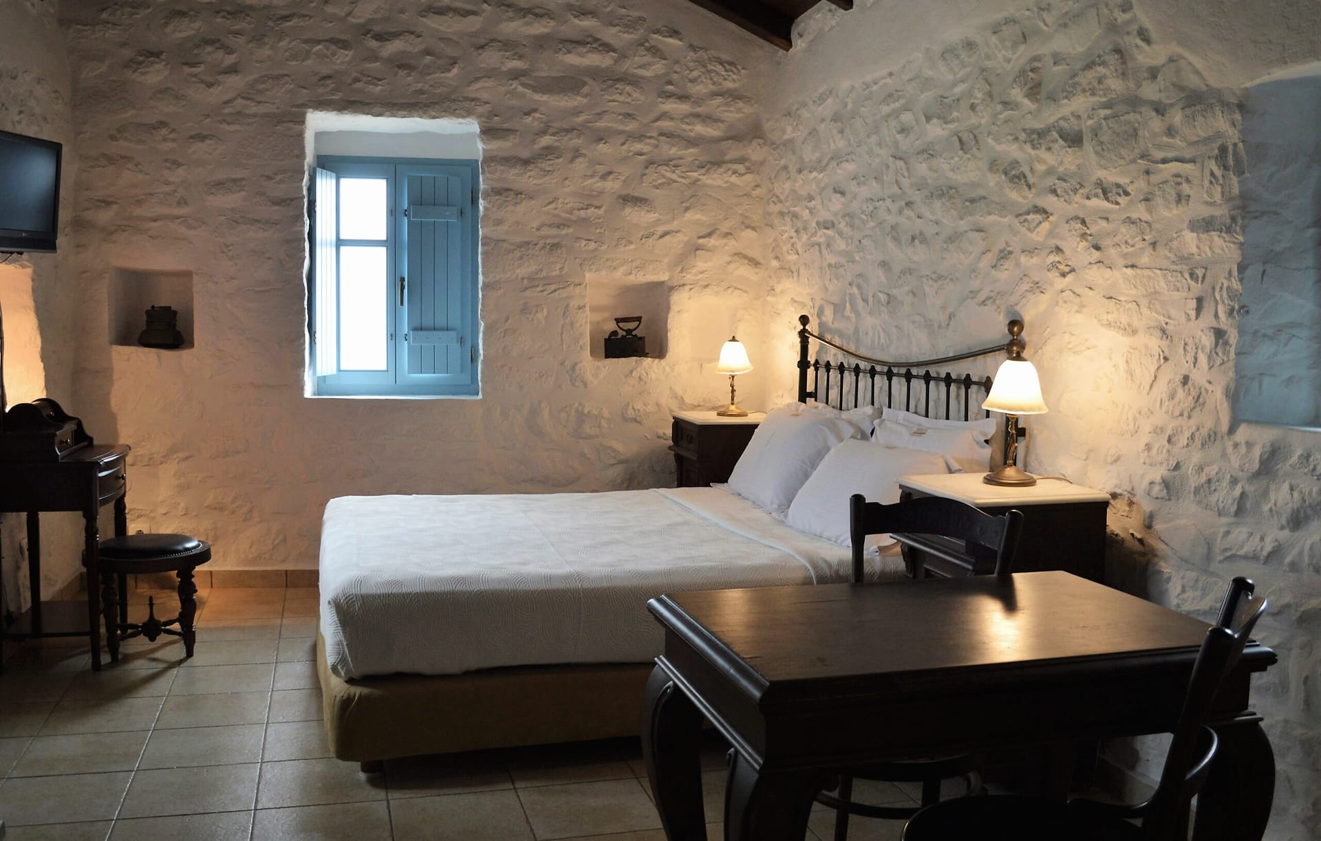 Iliako A - Suite with queen-size bed mountain and sea views