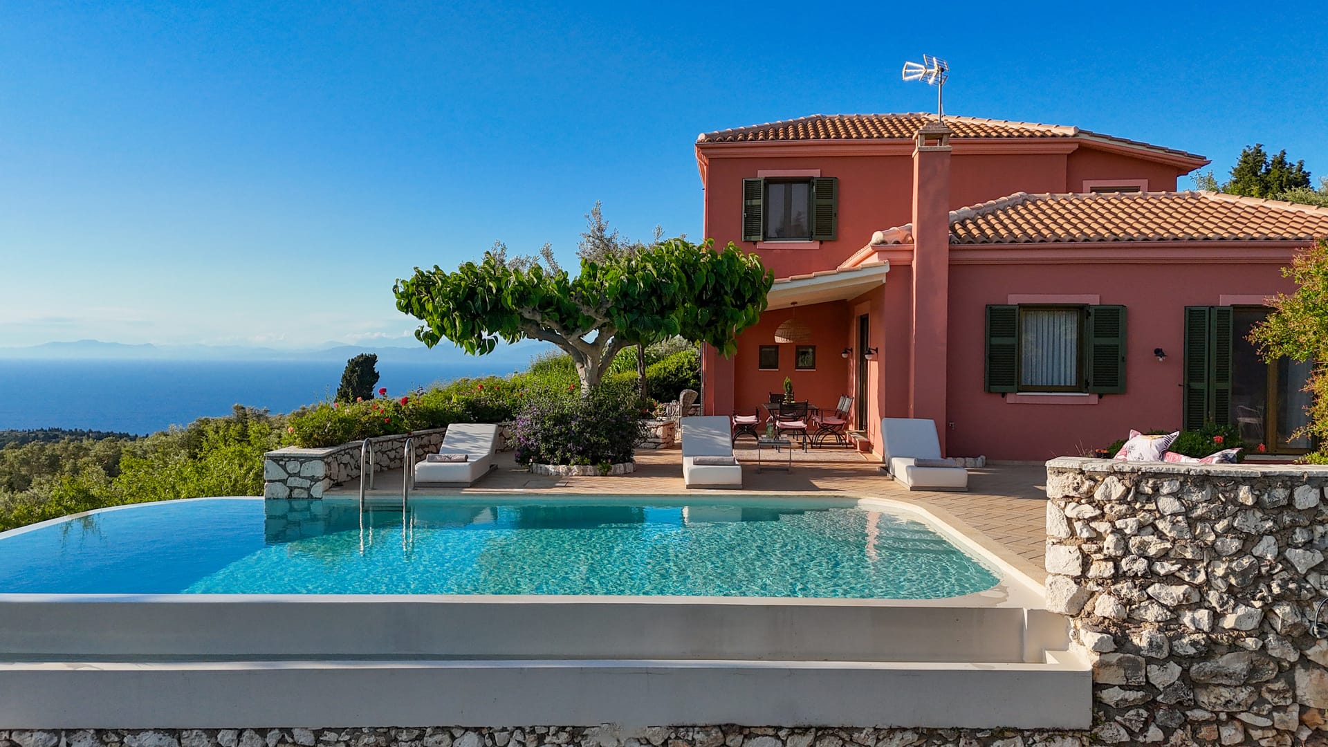 Deluxe Villa With Private Heated Pool - with Panoramic View