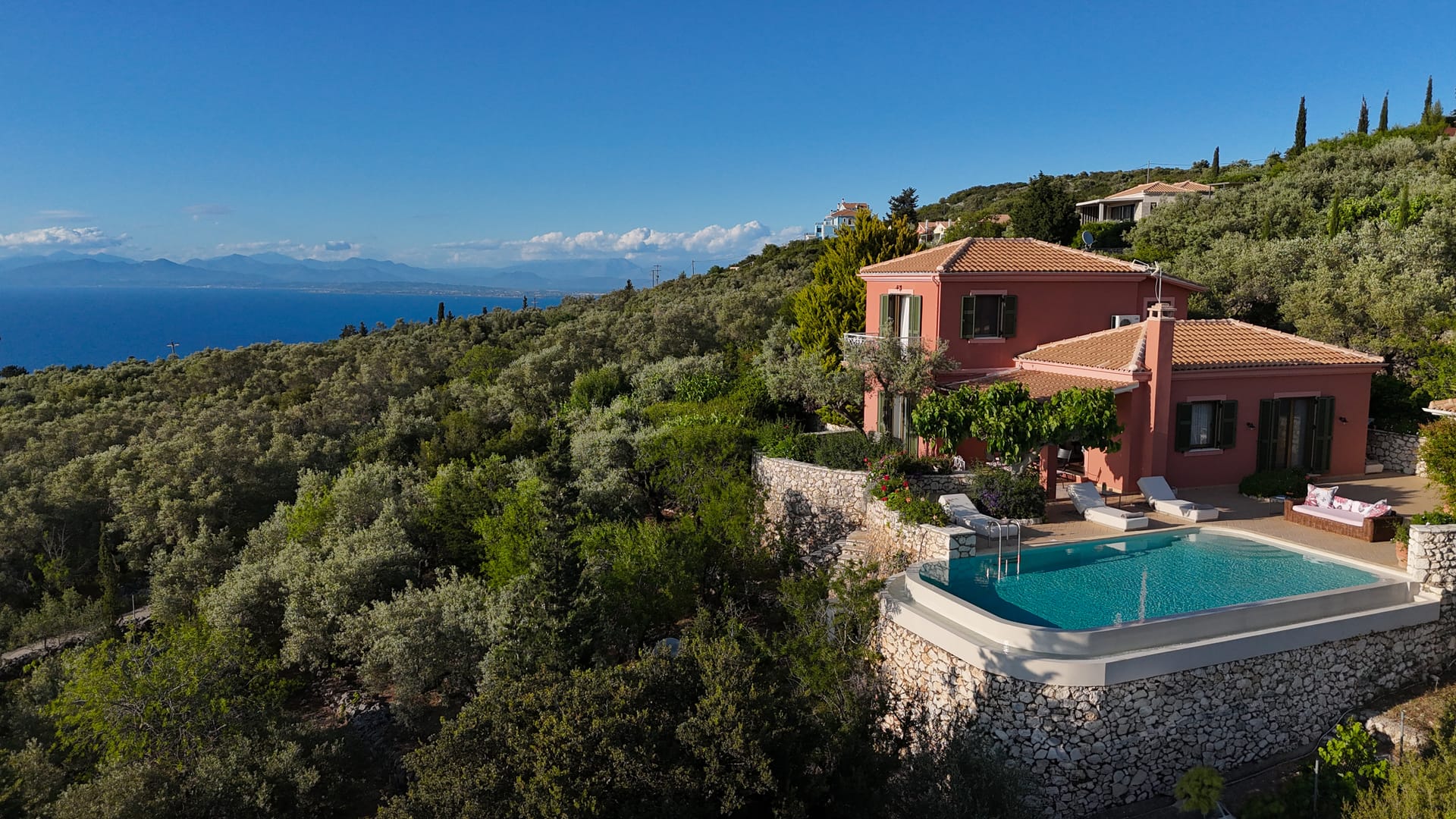 Deluxe Villa With Private Heated Pool - with Panoramic View