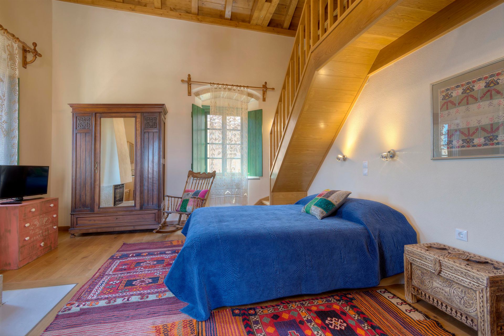 Superior Apartment with Loft &amp; Balcony