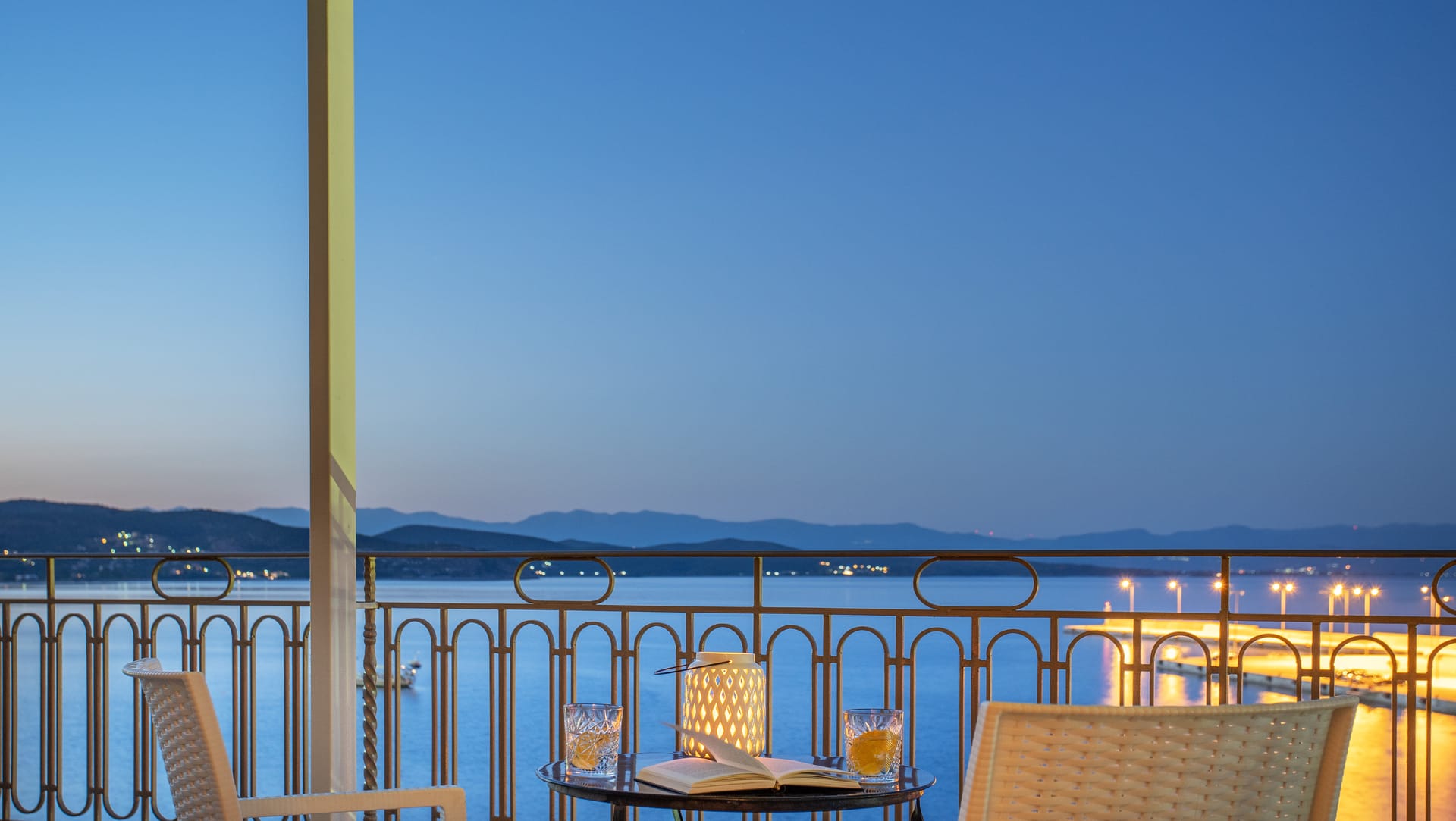 Superior Double Room with Terrace &amp; Sea View