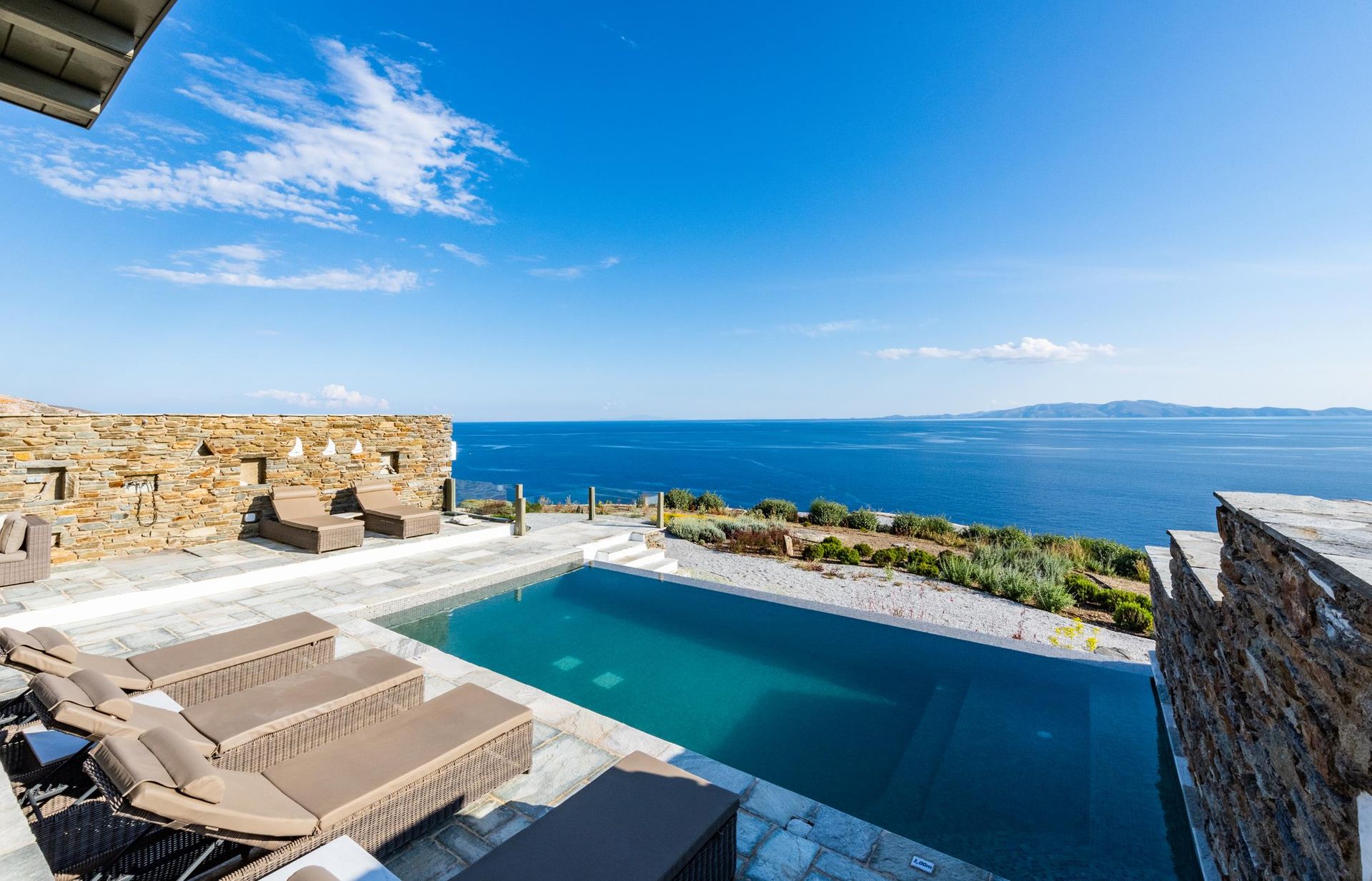 Family Villa with Private Pool &amp; Sea View