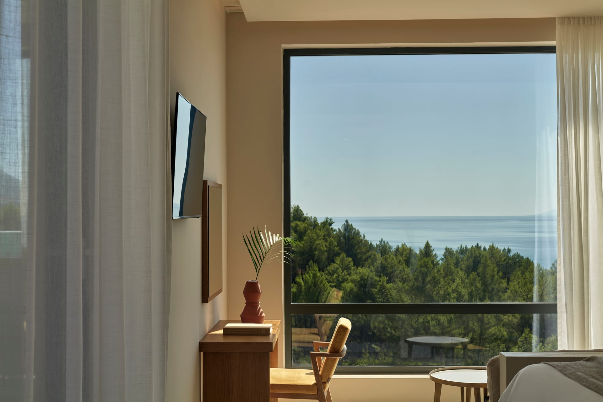 Honeymoon Suite Sea View with Cozy Private Pool