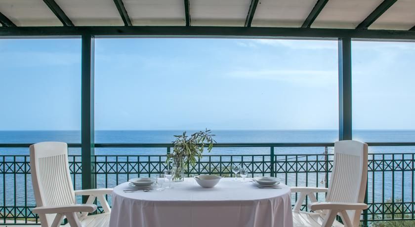 Deluxe 2 Bedroom Residence with Sea View