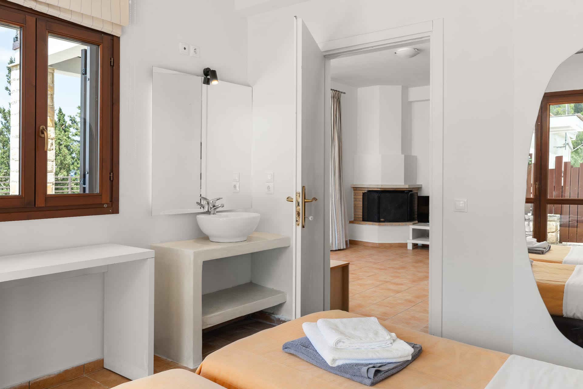 3 Bedroom Pool Suite Sea View