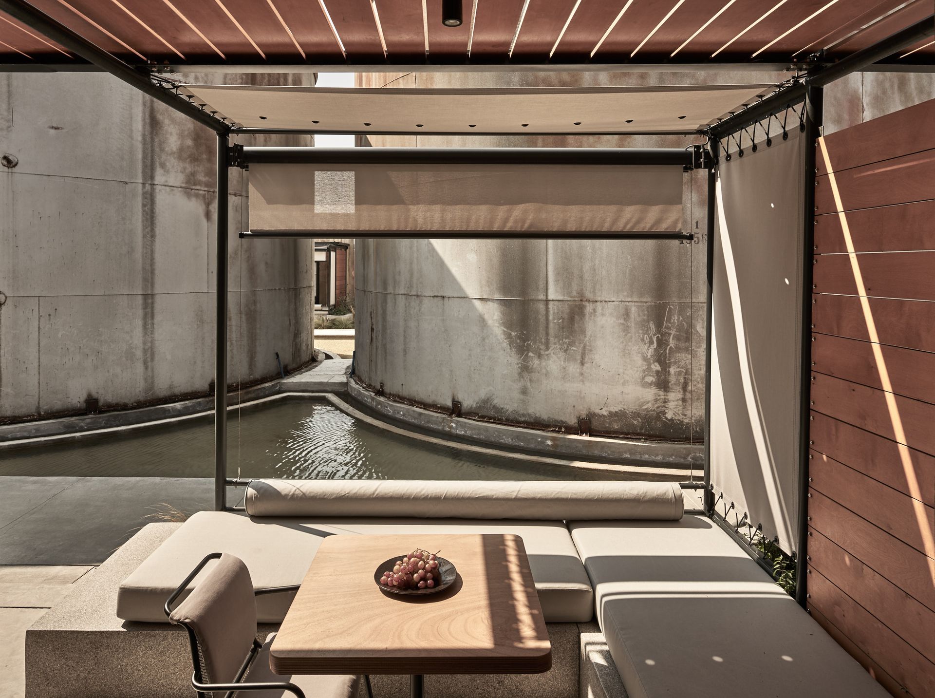 Courtyard WineTank Suite