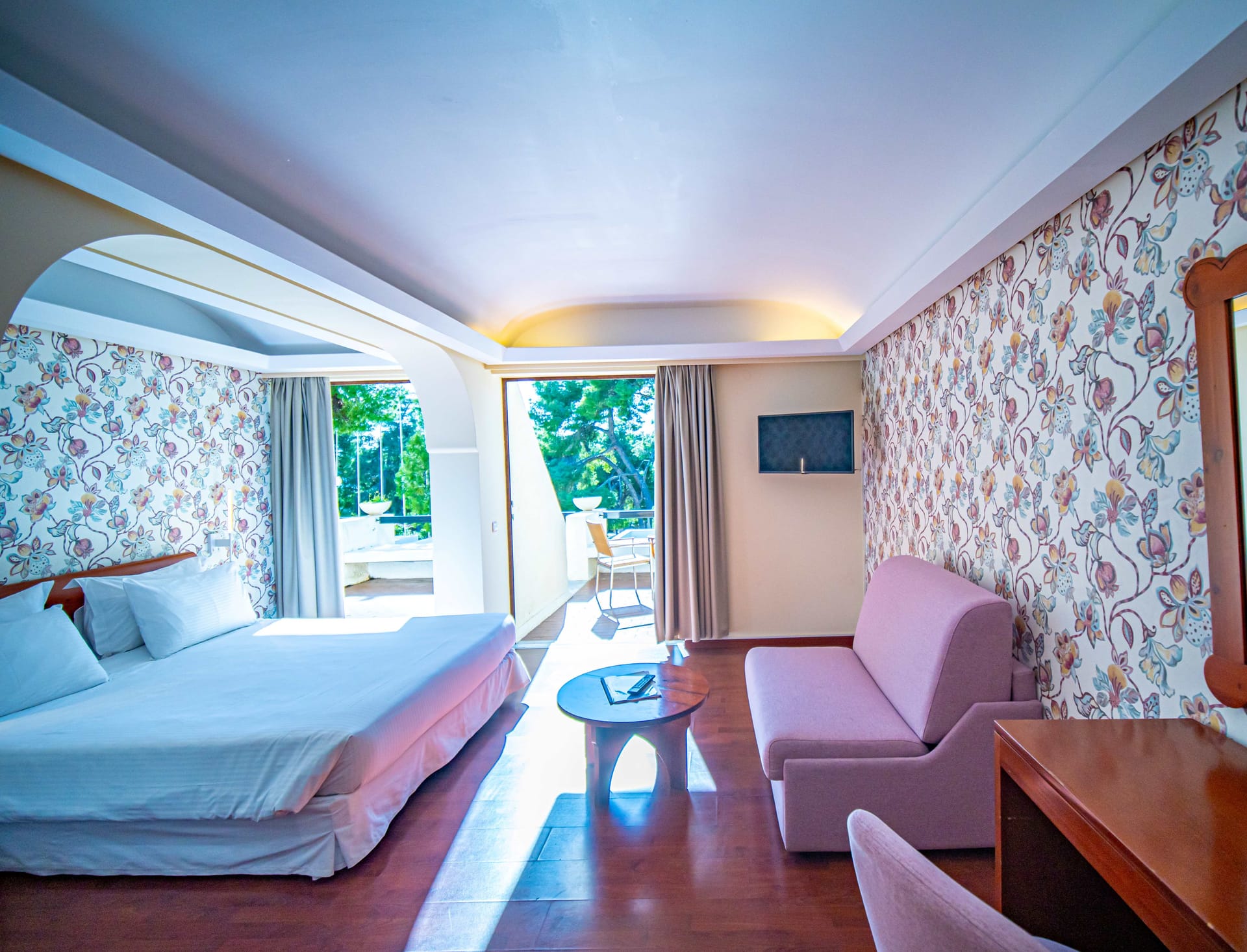 Superior Junior Suite Garden View